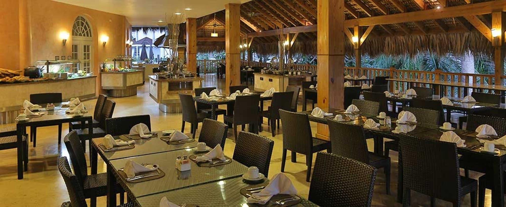 Restaurant Lifestyle Kosher Cofresi Suites