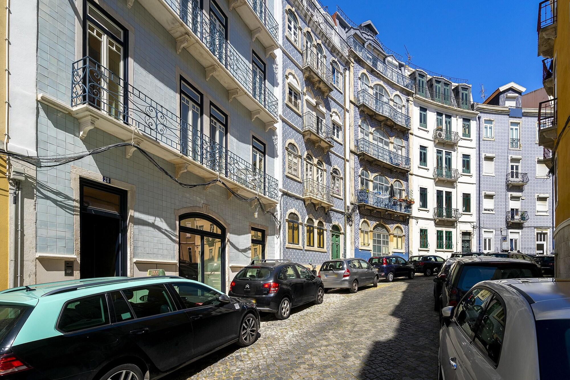 Varios Exclusive City Hideaway