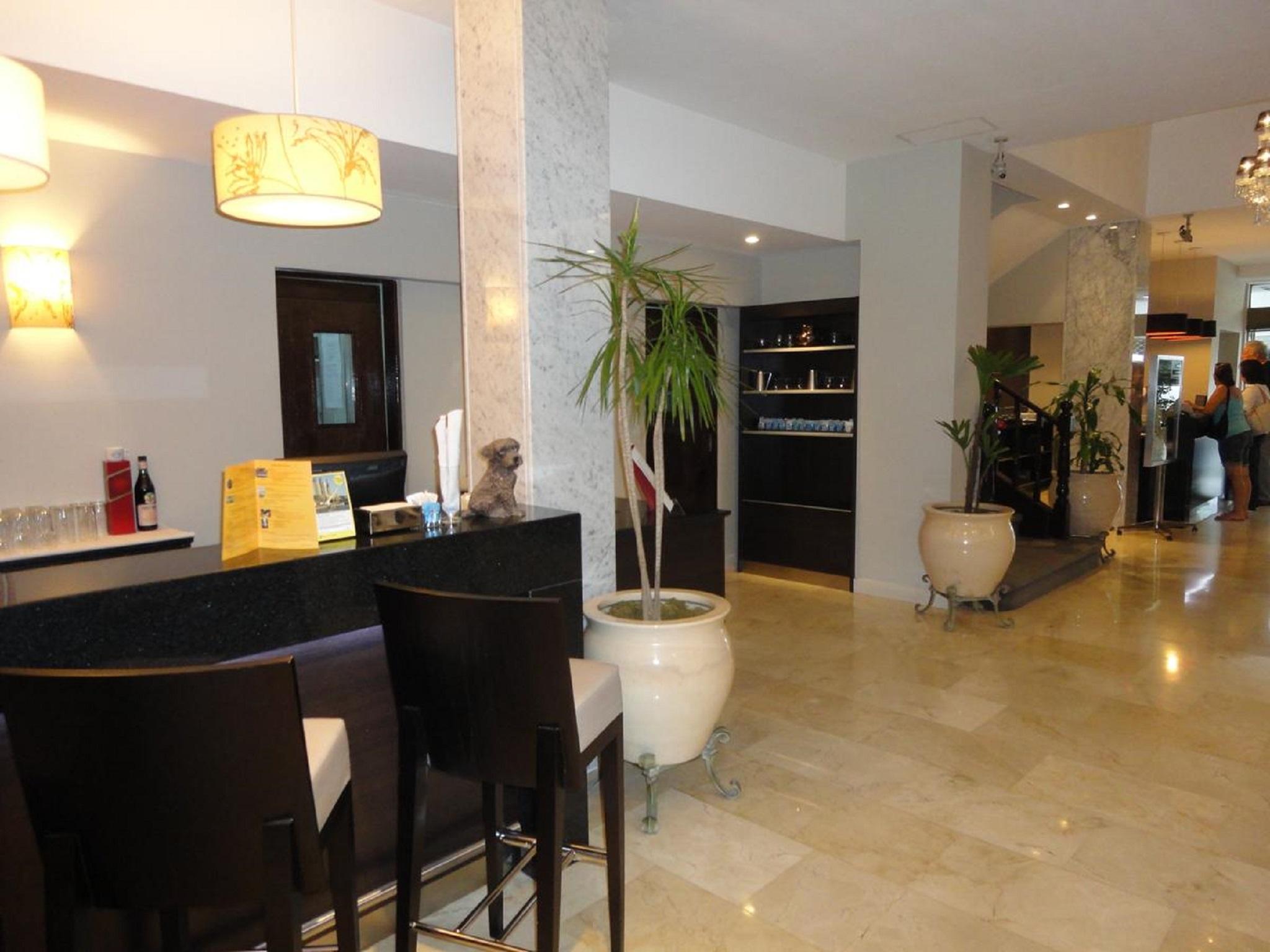 Bar/Salón Hotel Napoleon