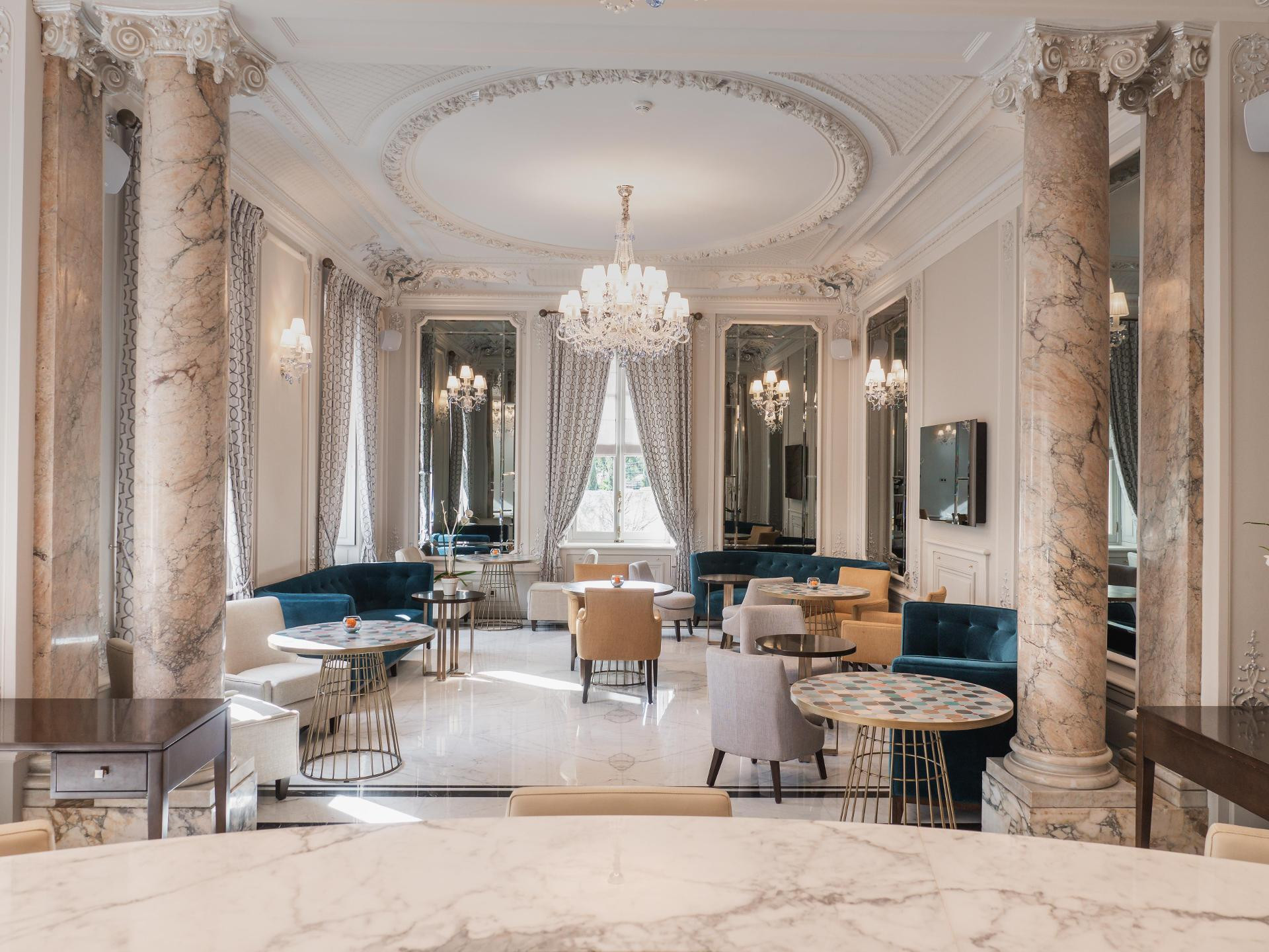 Bar/Salón Villa Genesis