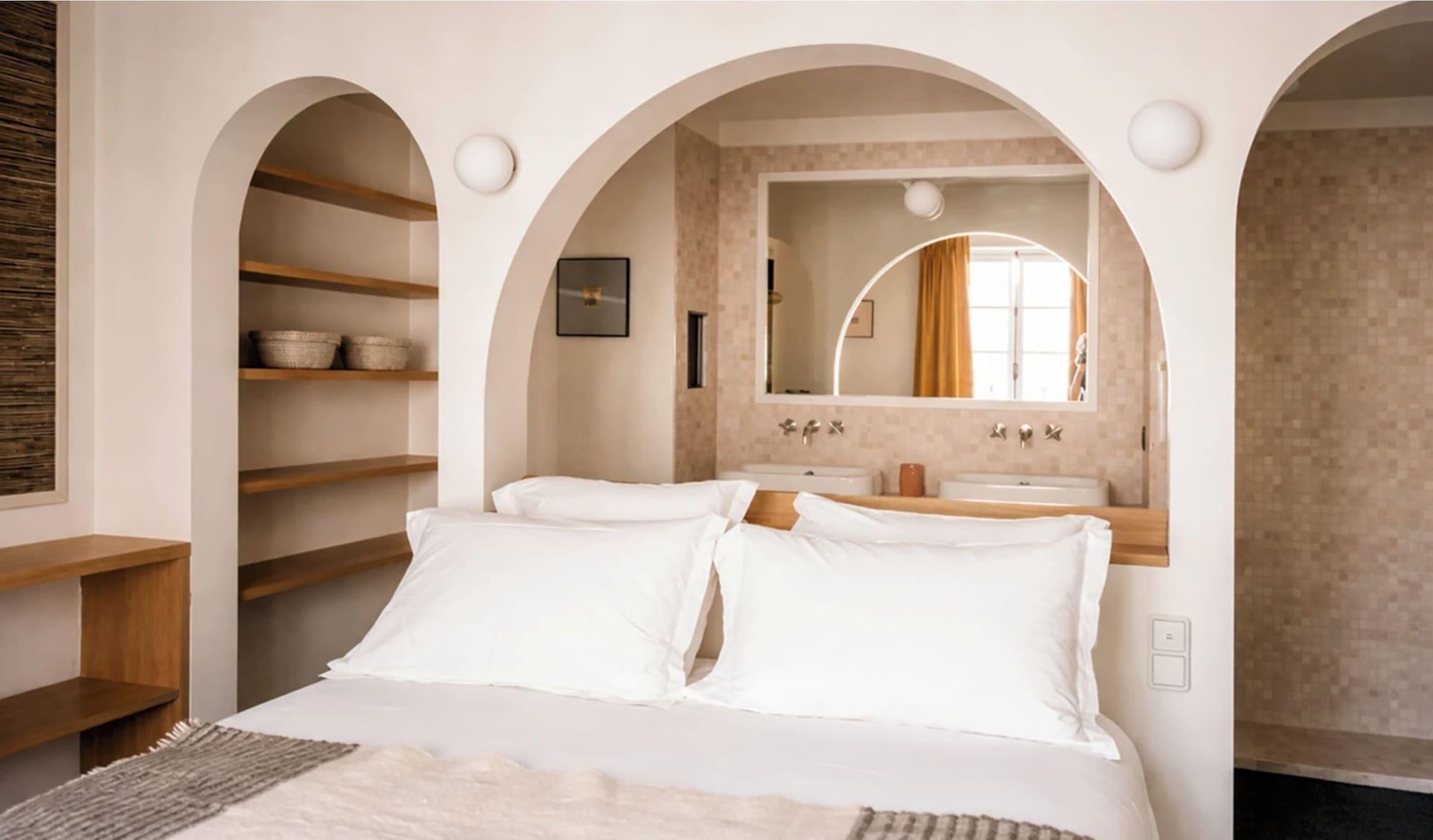 Varios Hôtel Habituel