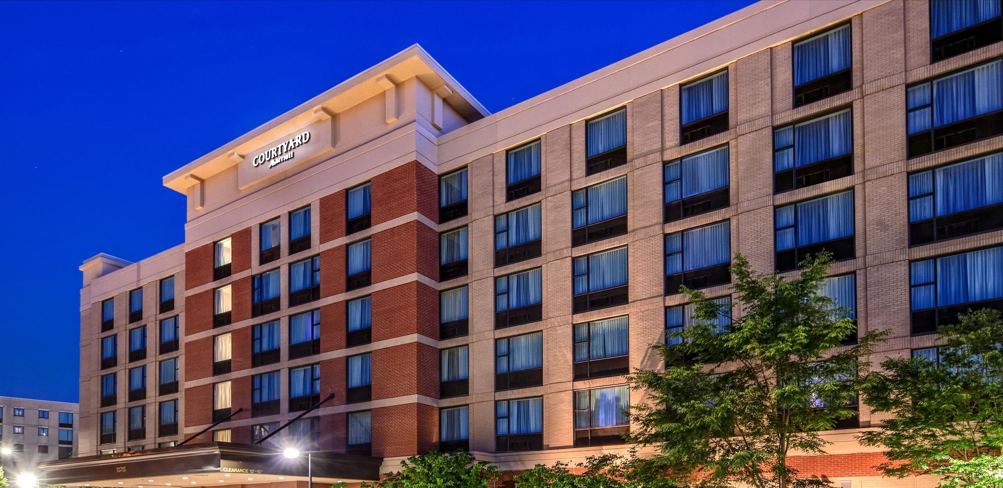 Vista Exterior Courtyard by Marriott Dulles Airport Herndon