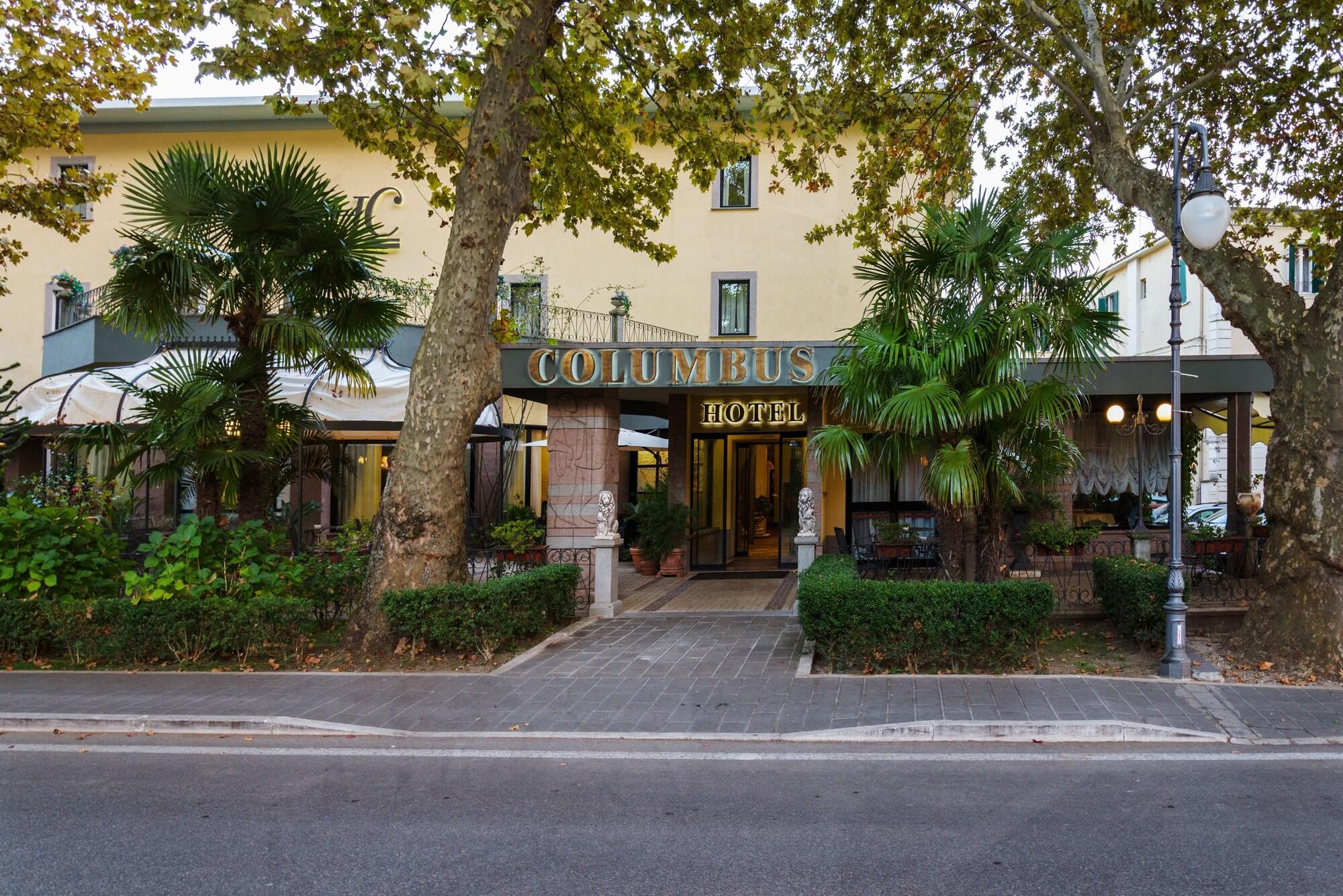 Varios Hotel Columbus