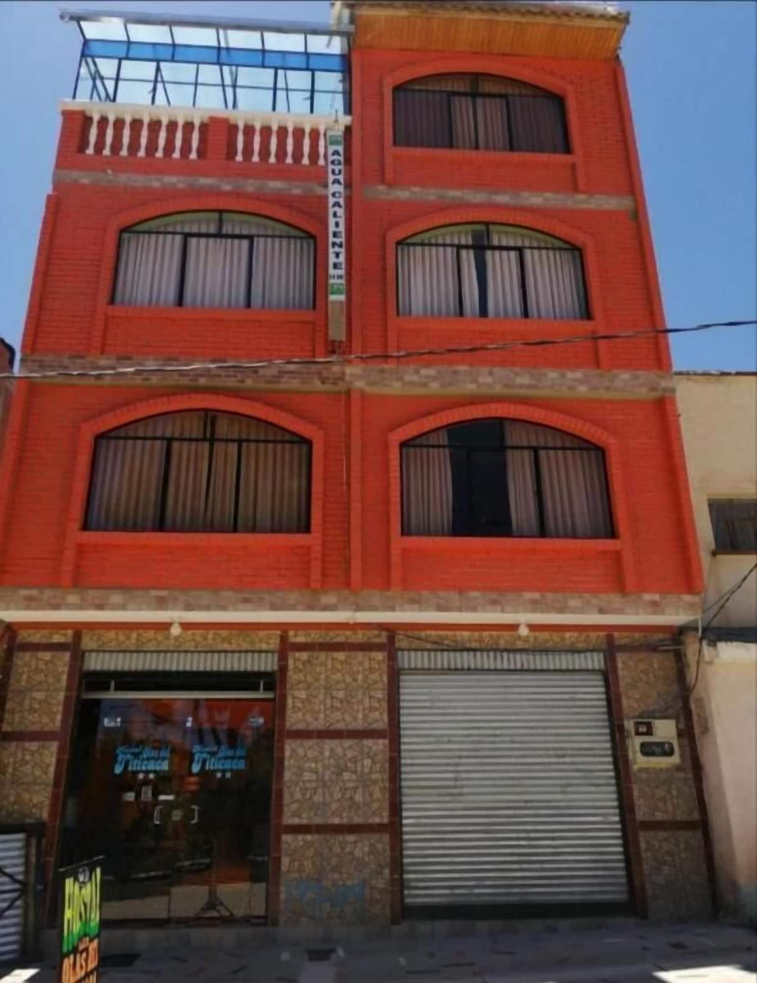 Vista Exterior Olas del titicaca backpackers