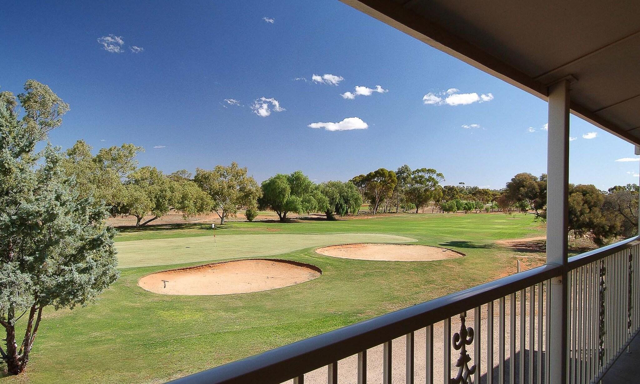 Campo de Golf The Standpipe Golf Motor Inn
