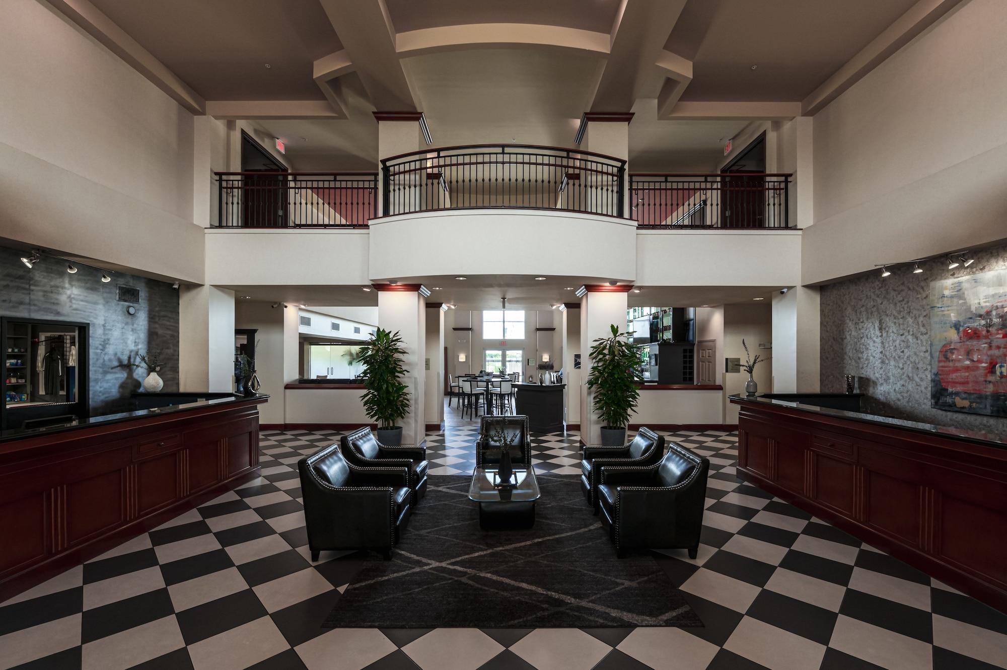 Vista Lobby SEVEN Sebring Raceway Hotel