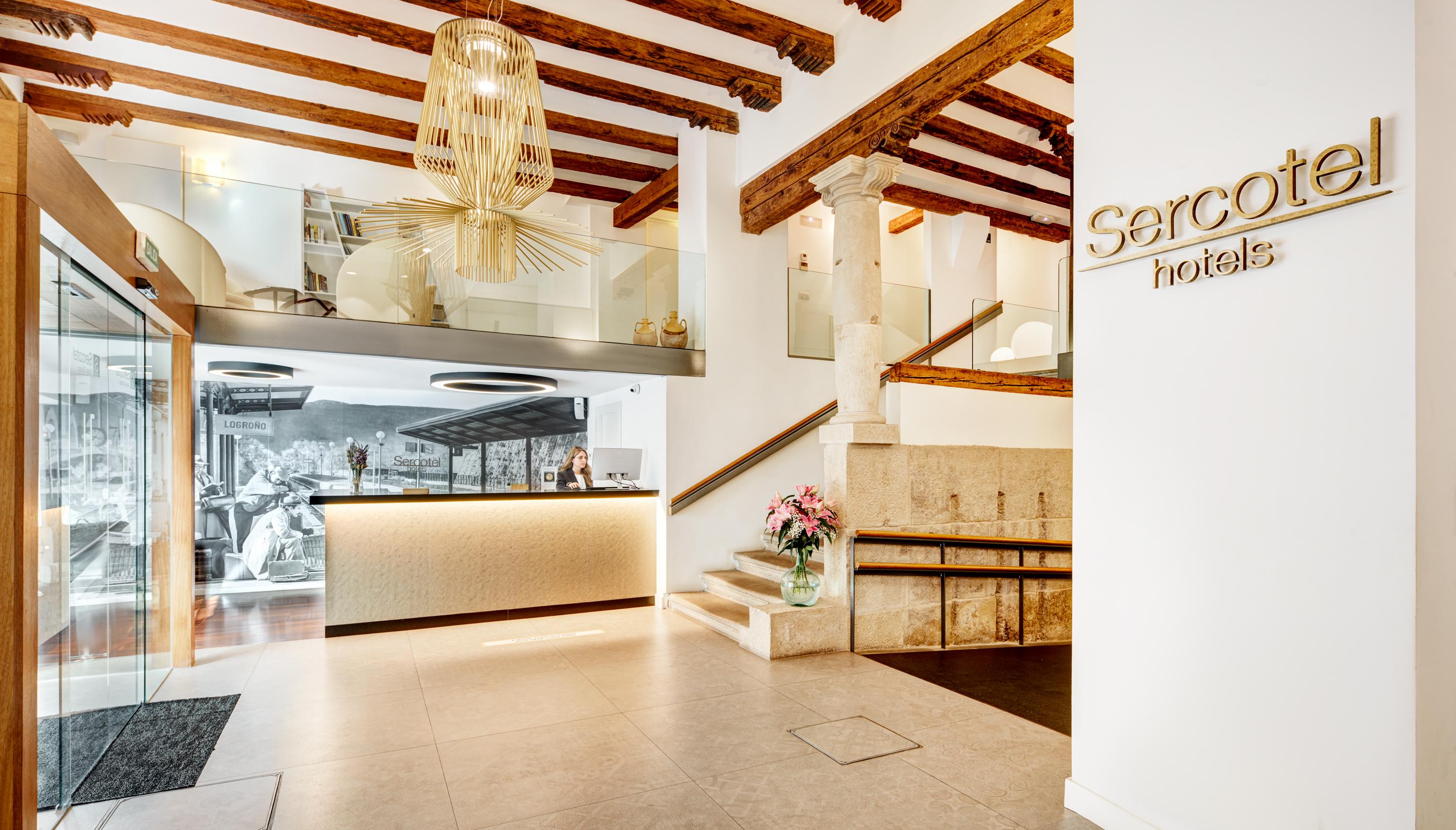 Vista Lobby Sercotel Calle Mayor