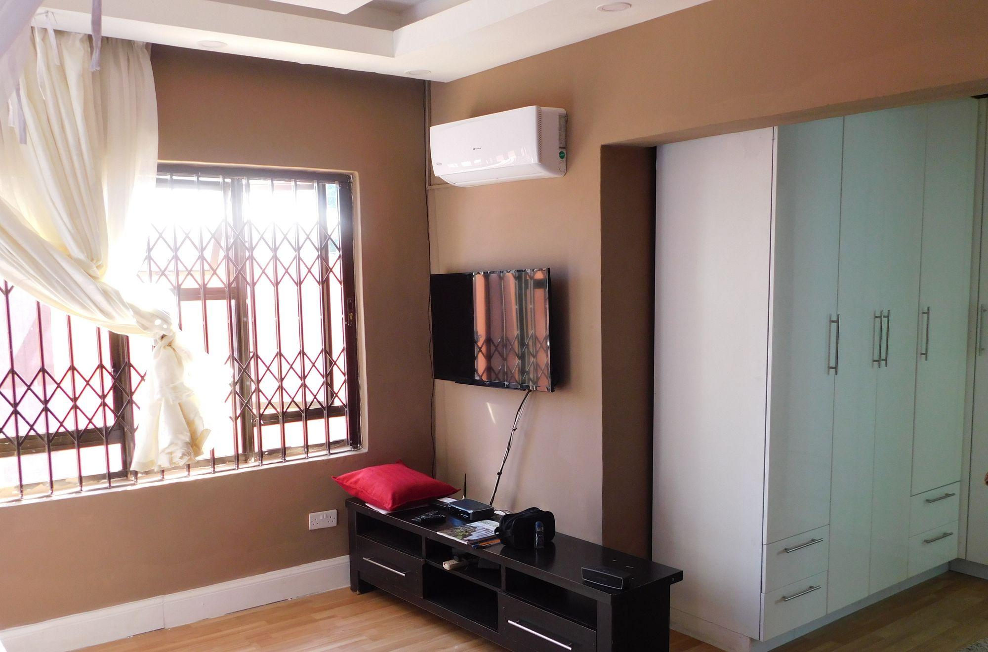 Set de Habitación LivingSpace Lodge