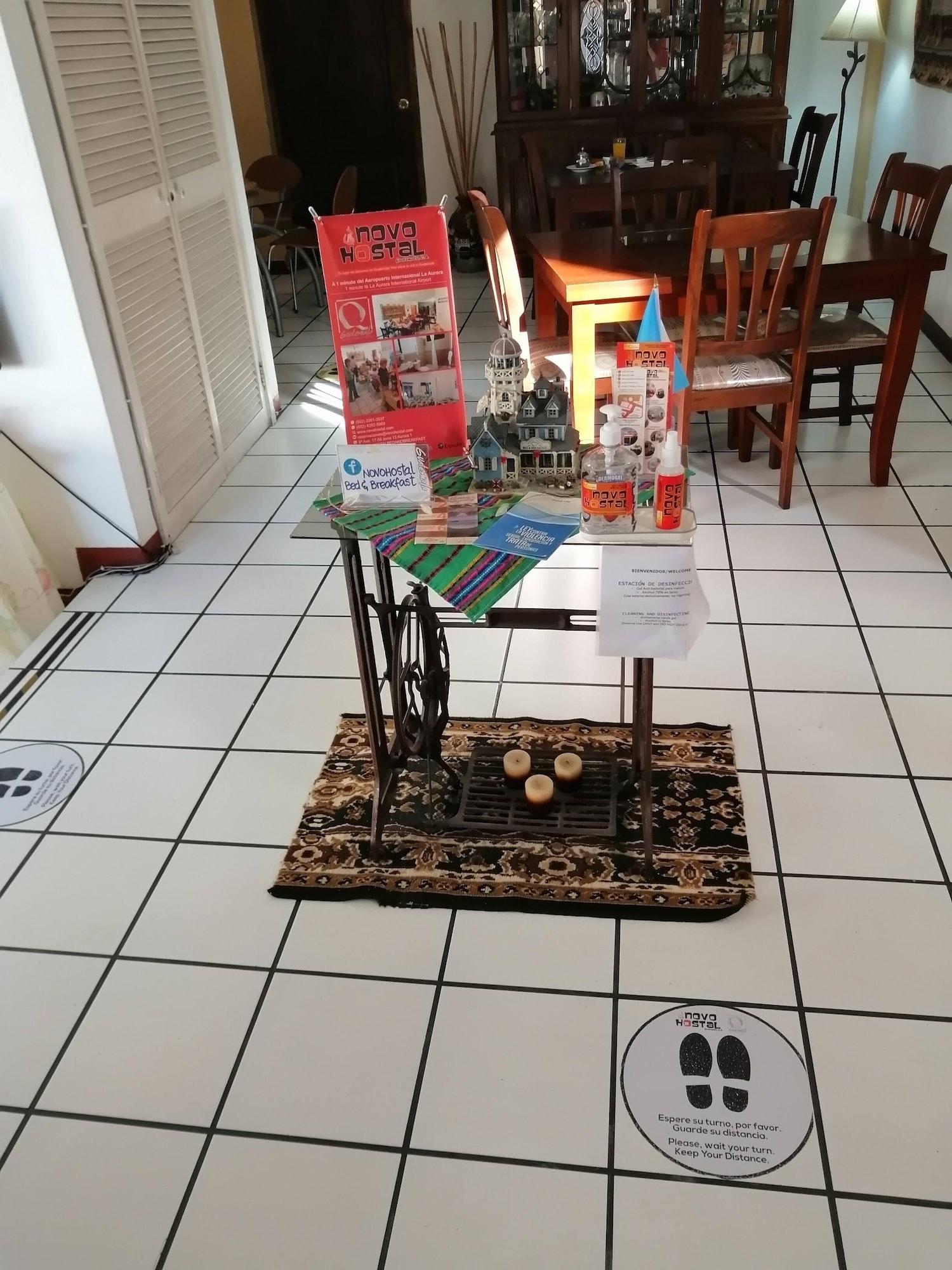 Vista Lobby Novohostal B&B