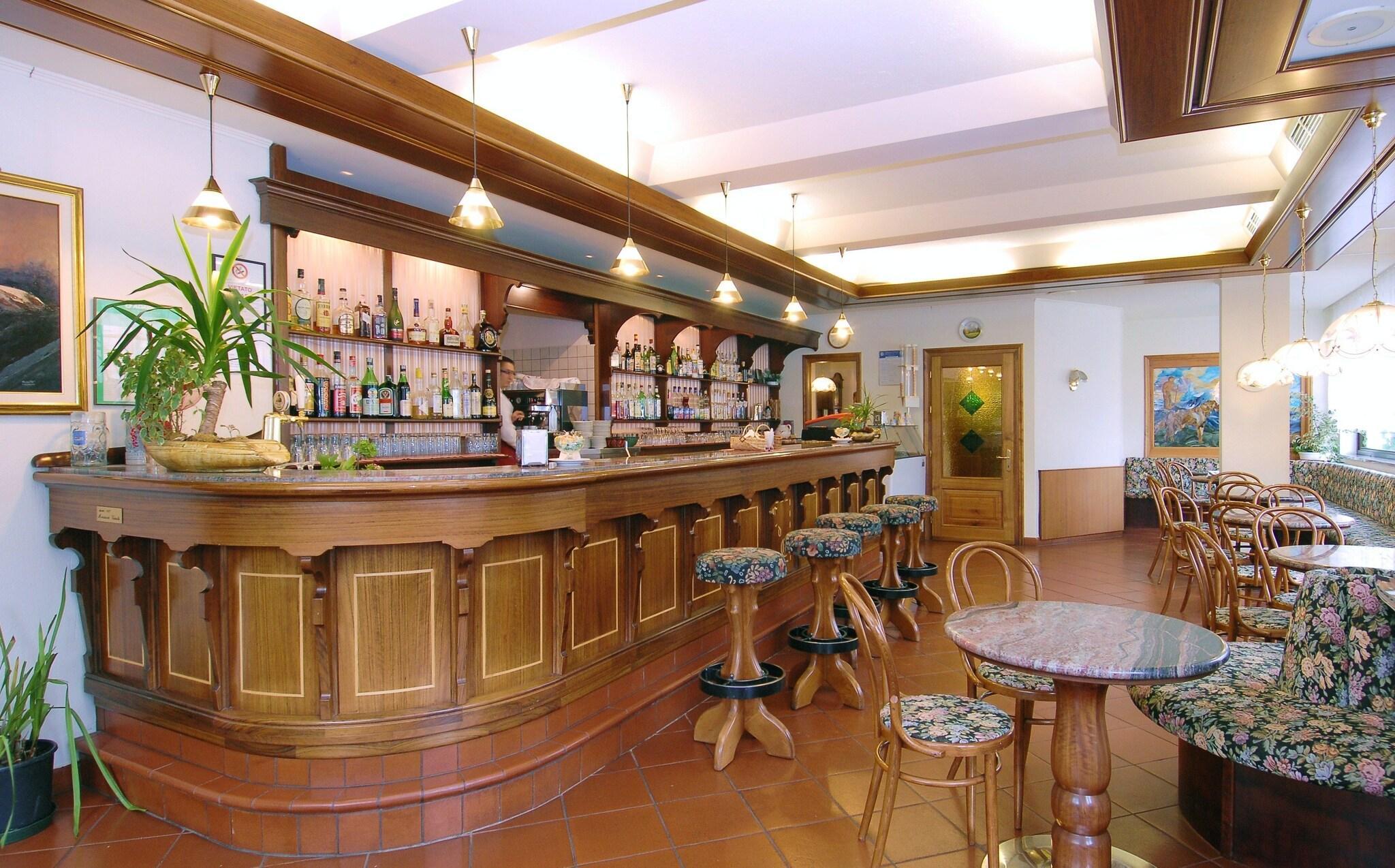 Bar/Salón Comtes De Challant