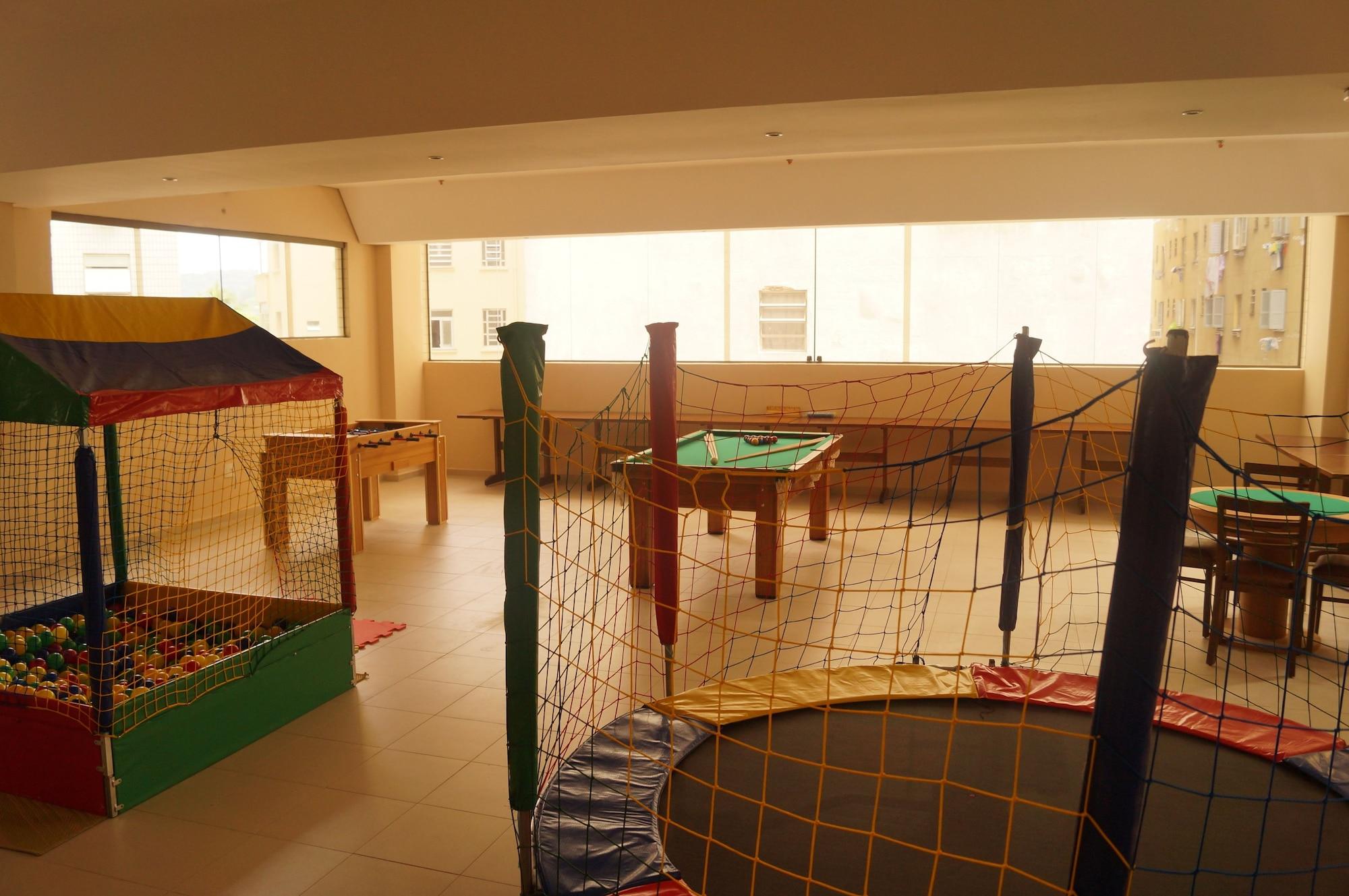 Instalaciones Recreativas Mont Rey Hotel