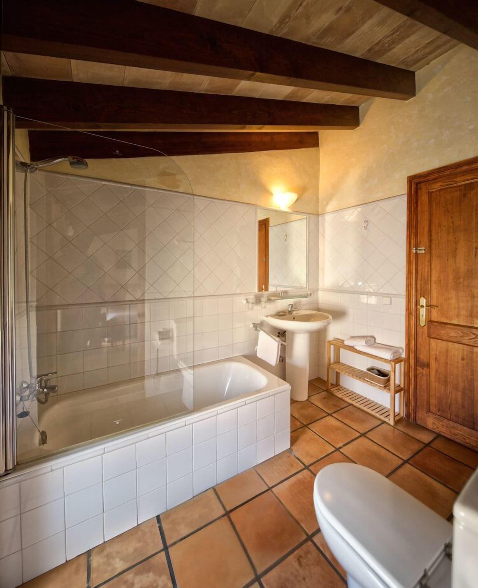 Equipamiento de Habitación Villa Sa Barcella