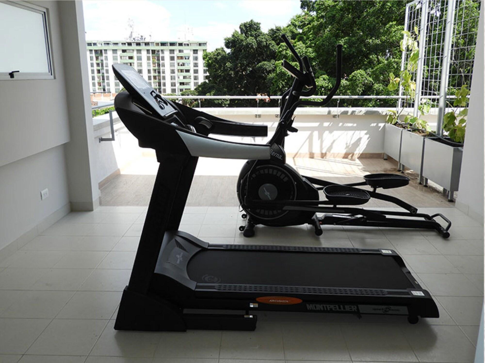 Gimnasio Park V Hotel & Suites