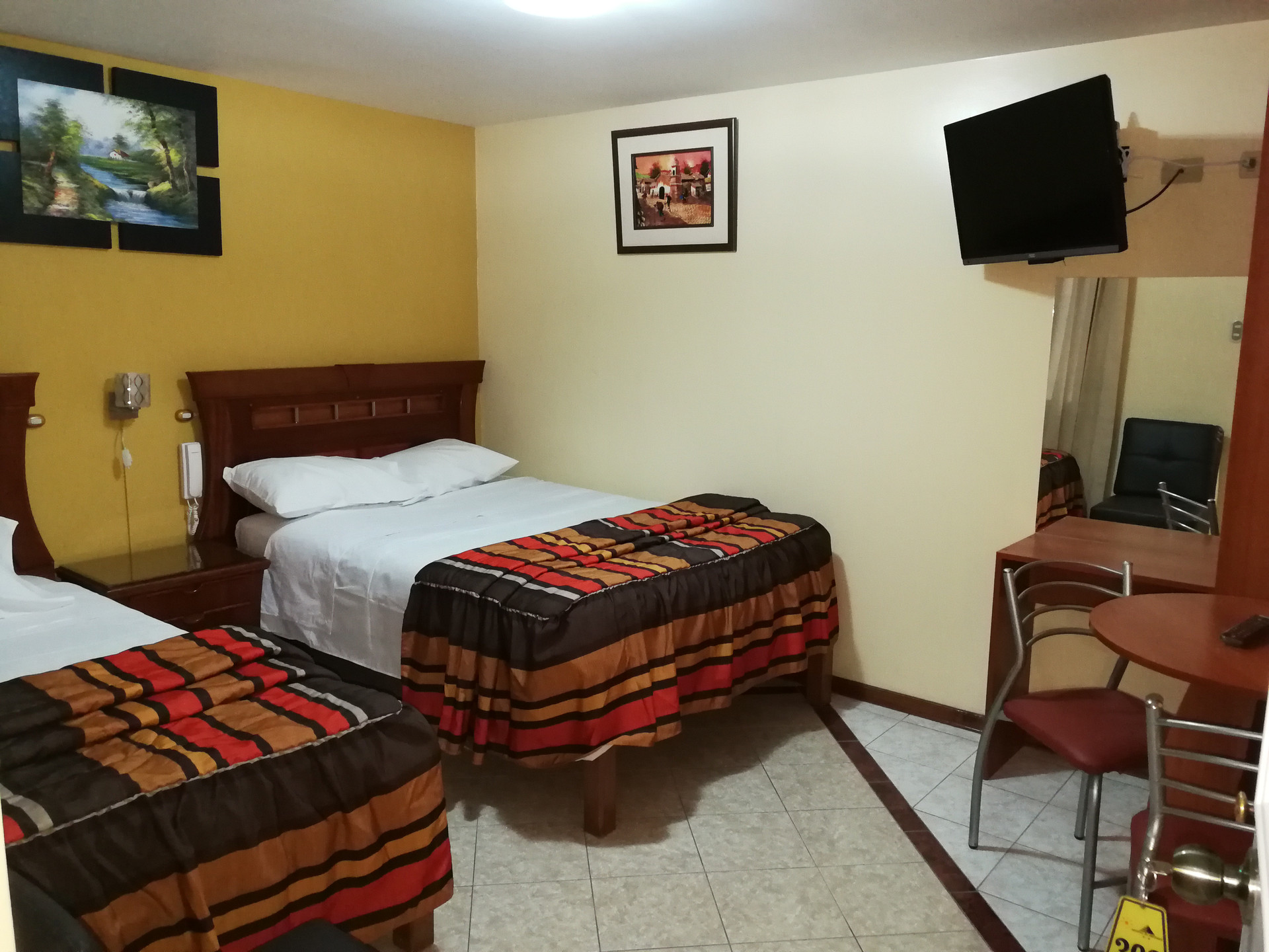 Habitación Hostal El Imperio