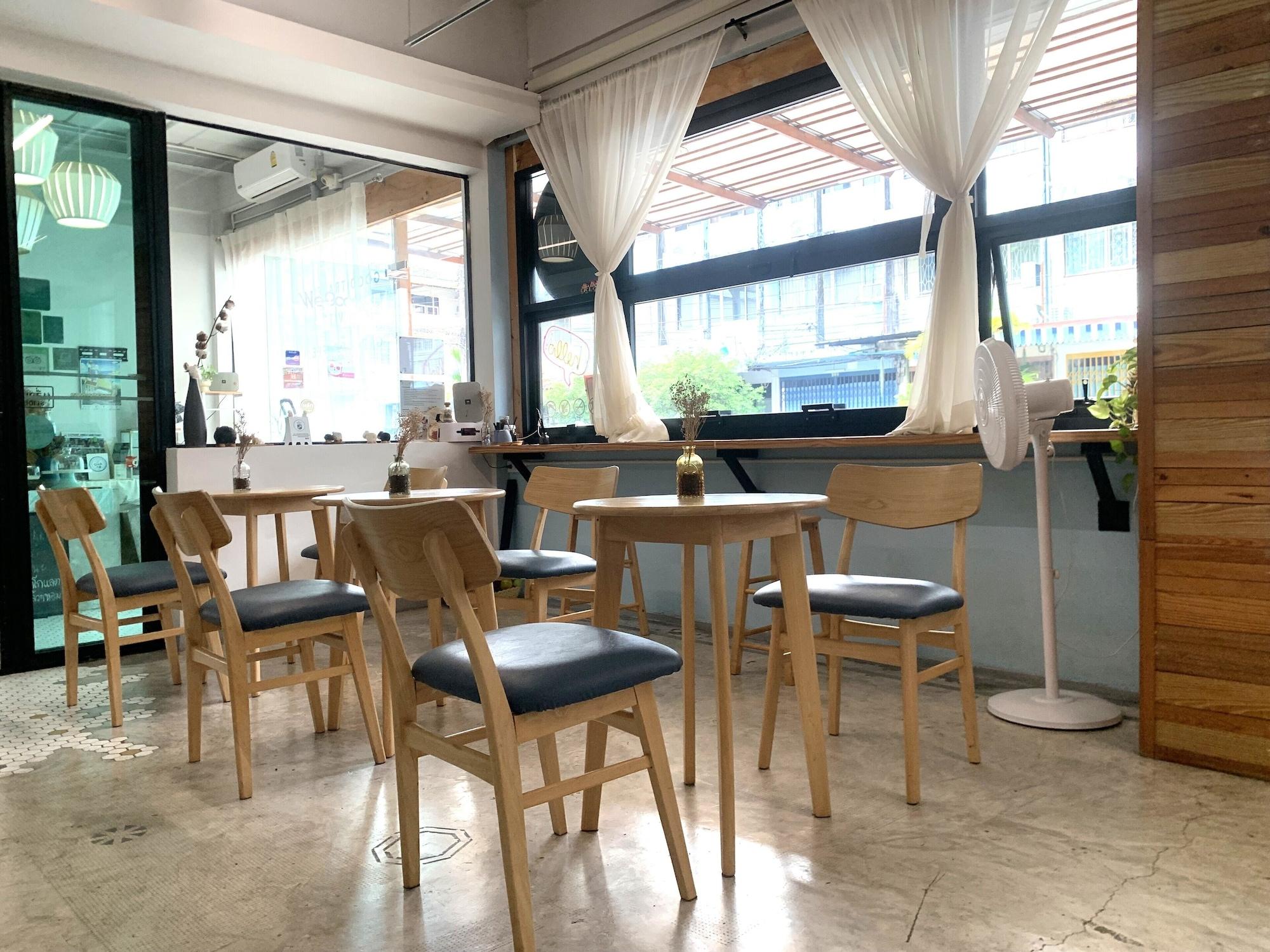 Restaurant Sleep Sheep Phuket Hostel SHA