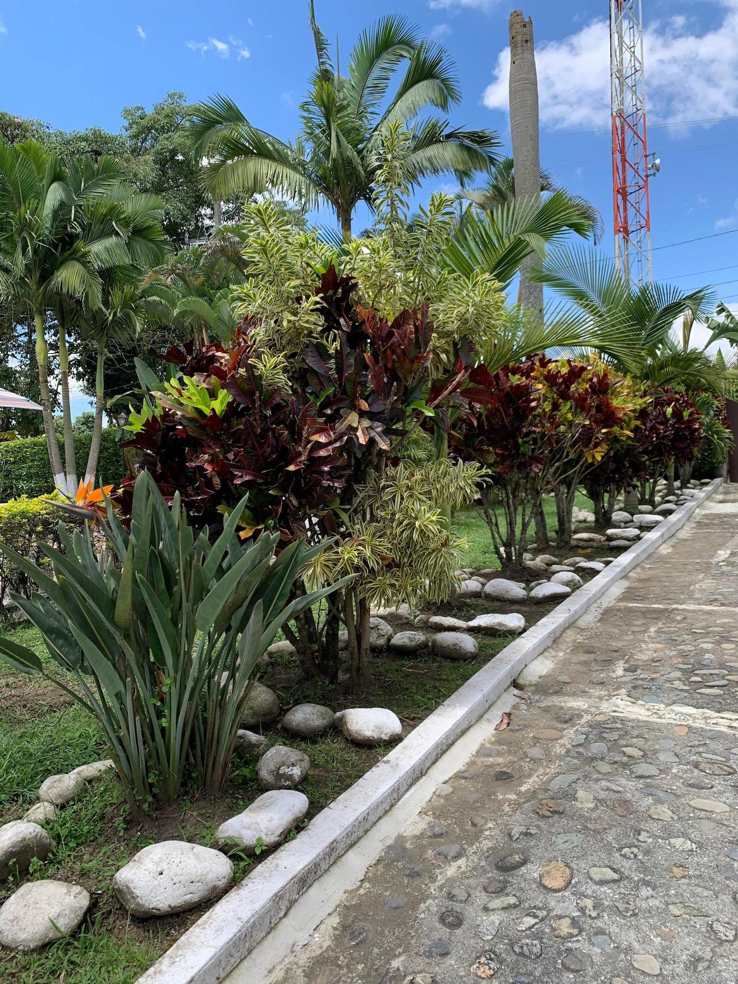 Vista Exterior Finca Hotel Chalet Santa Ines