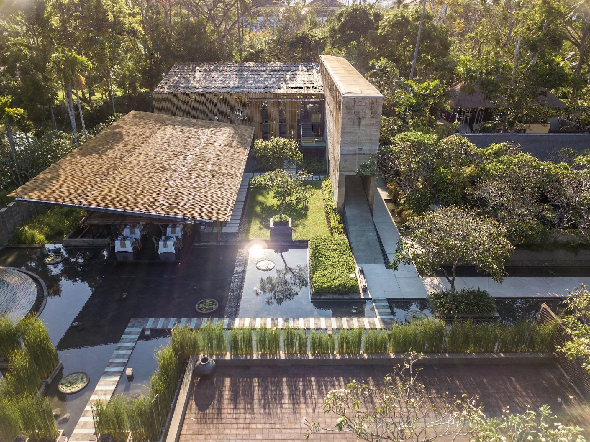 Vista Exterior Kayumanis Nusa Dua Private Villa & Spa