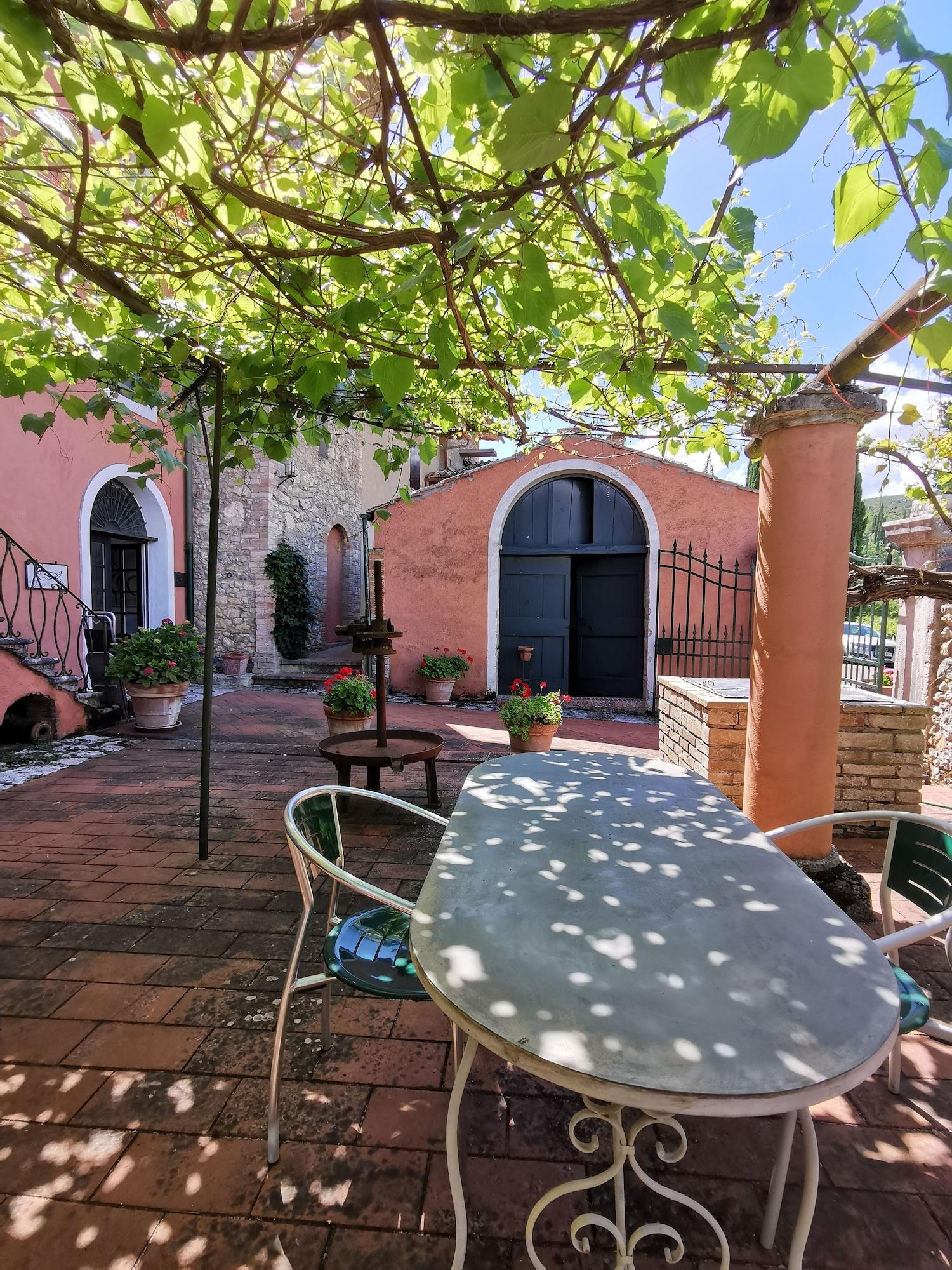 Vista Lobby Hotel Pescille - Tuscany Charme