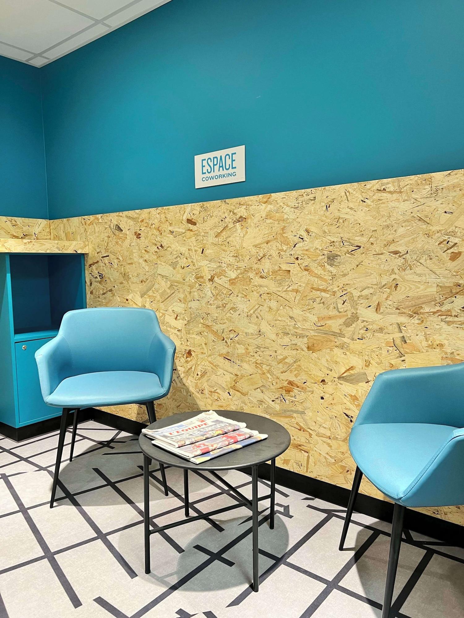 Bar/Salón Kyriad ECO - Moulins Sud Yzeure