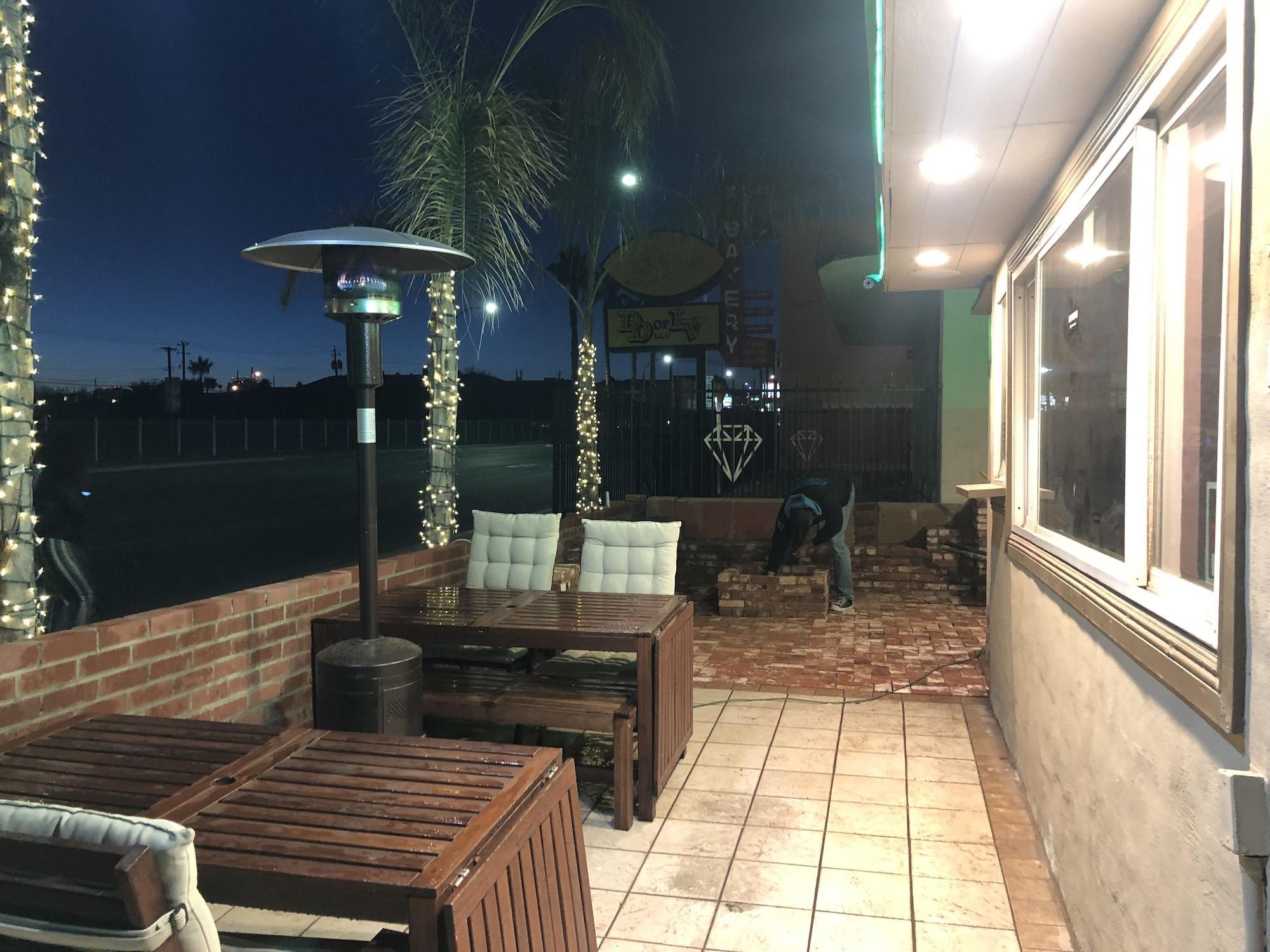 Instalaciones Recreativas Desert Moon Motel