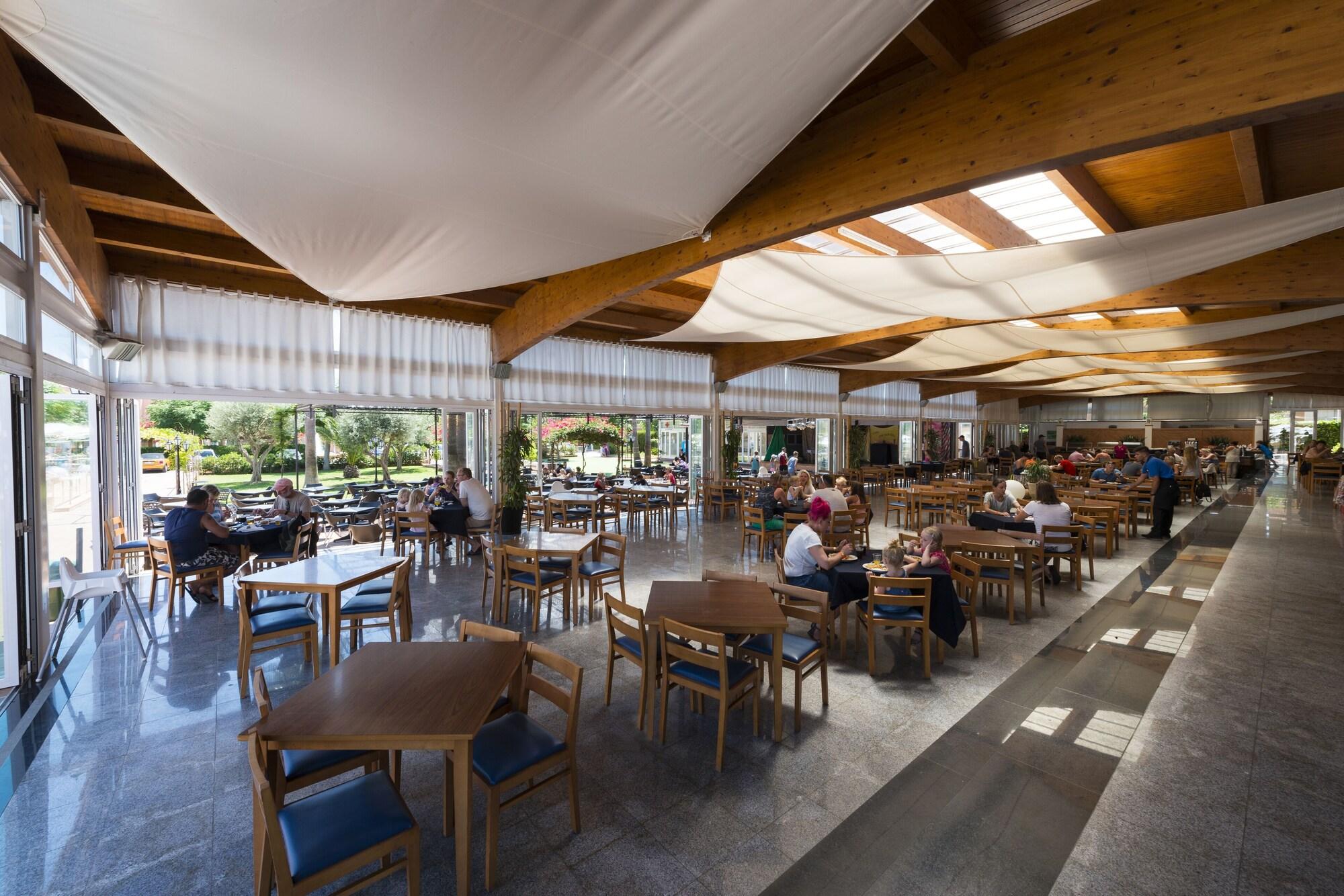 Restaurant Aparthotel Ciudad Laurel