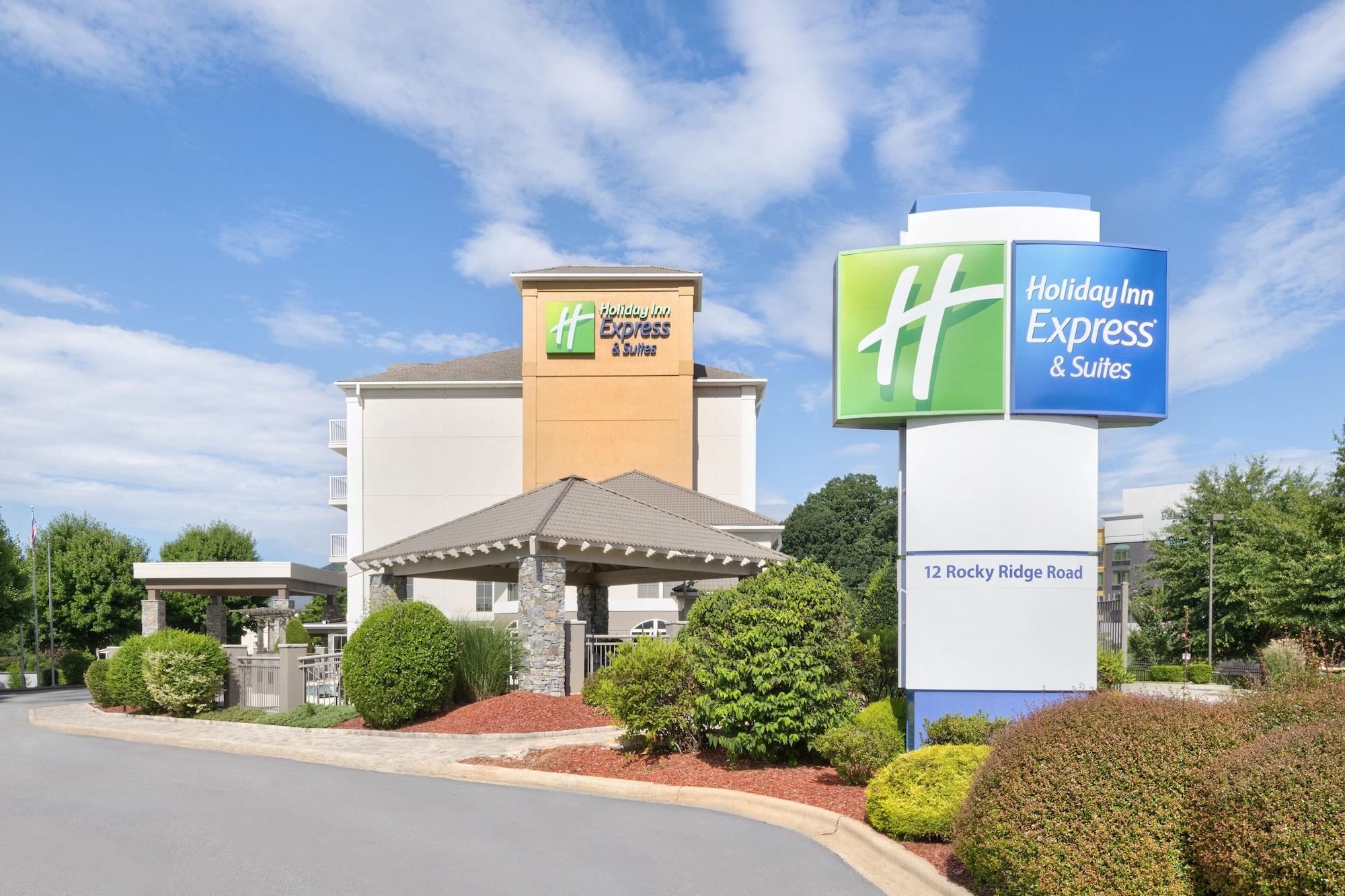 Vista Exterior Holiday Inn Express & Suites Asheville SW - Outlet Ctr Area by IHG