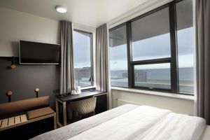 Alojamiento - Hotel Cabin