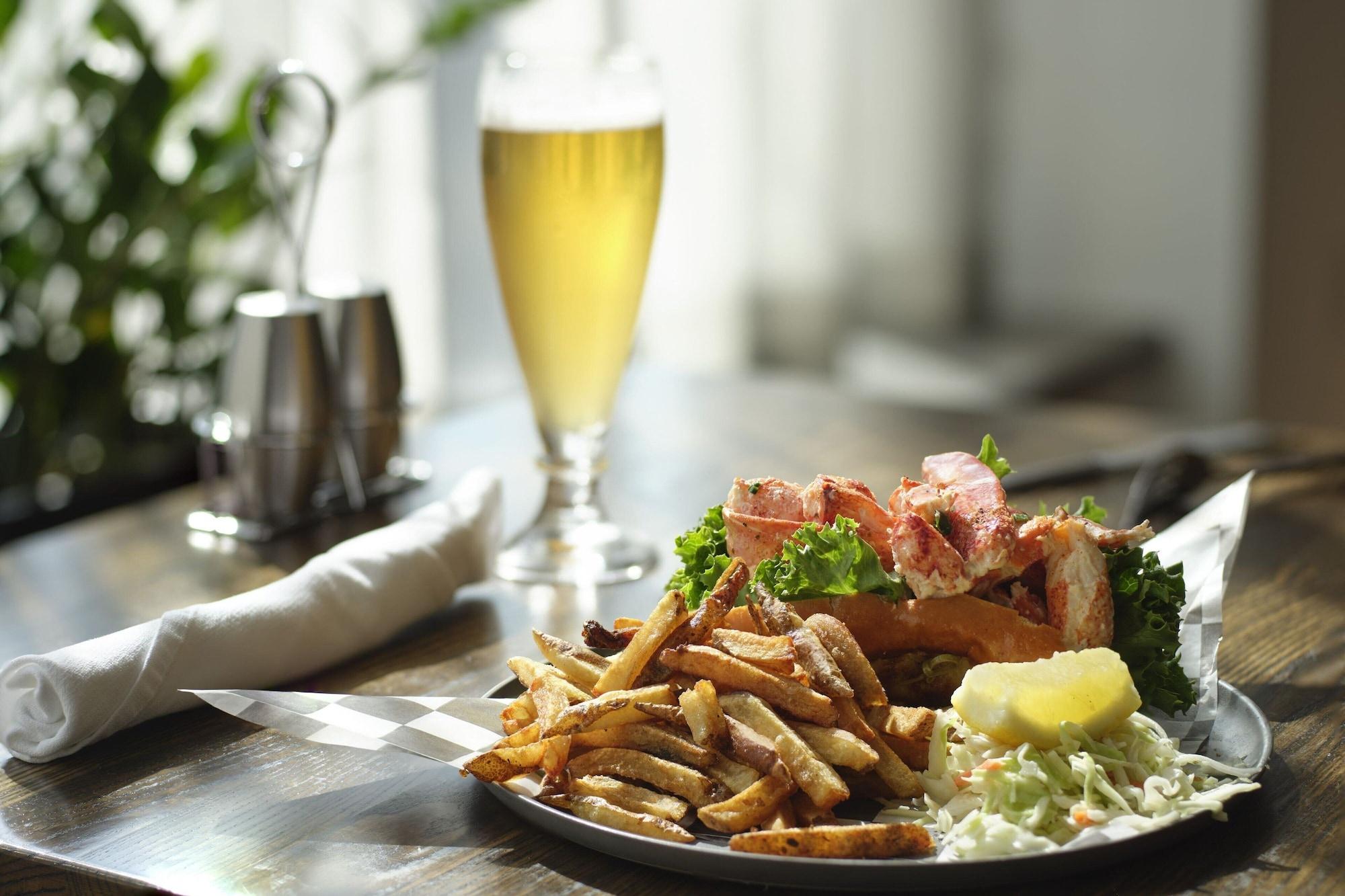Restaurant The Westin Portland Harborview