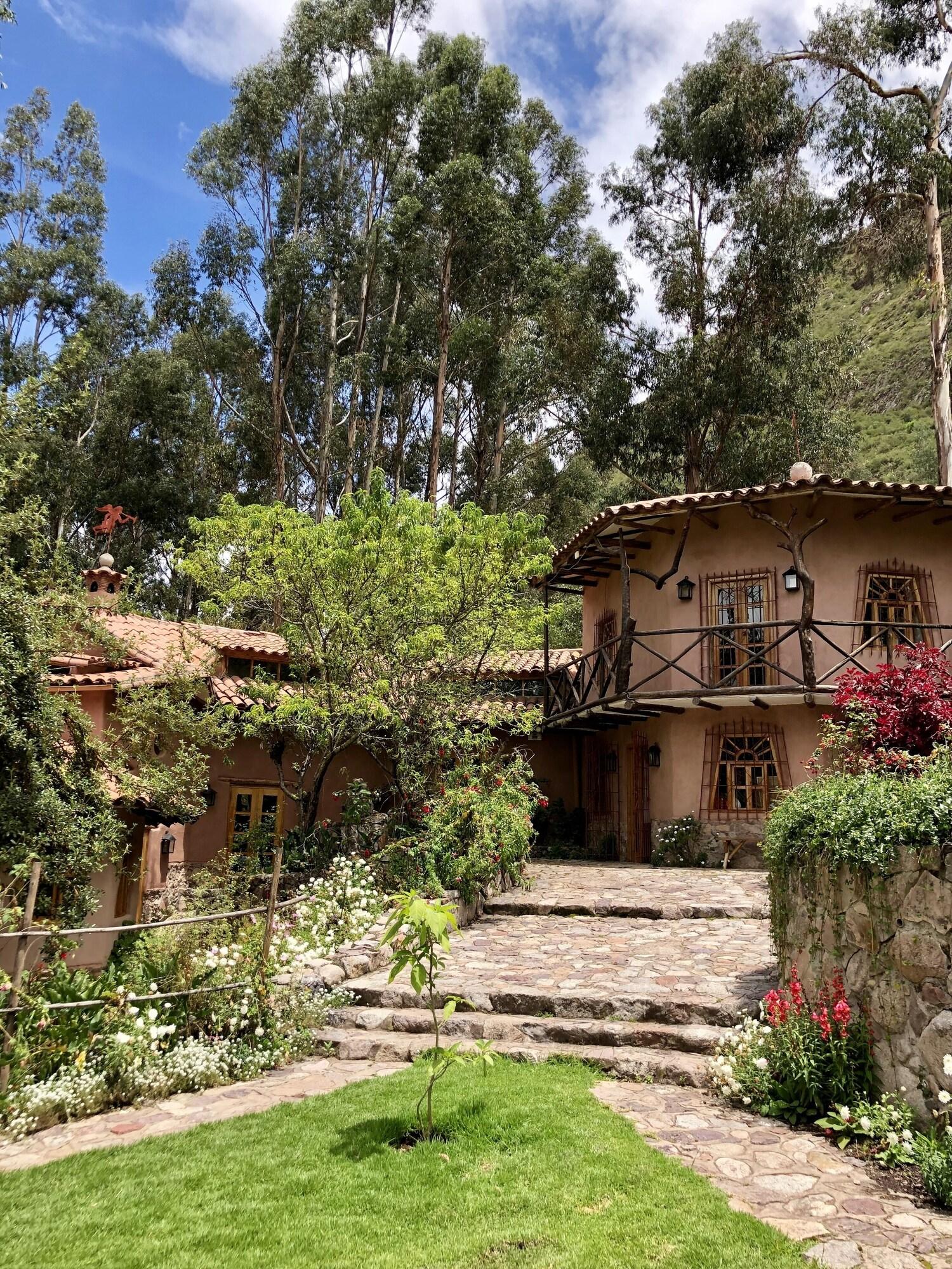 Vista Exterior Las Casitas del Arco Iris
