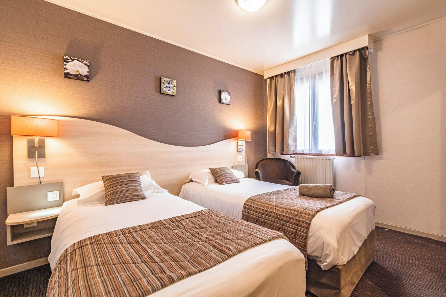 Habitación Logis Hôtel Au Tambour