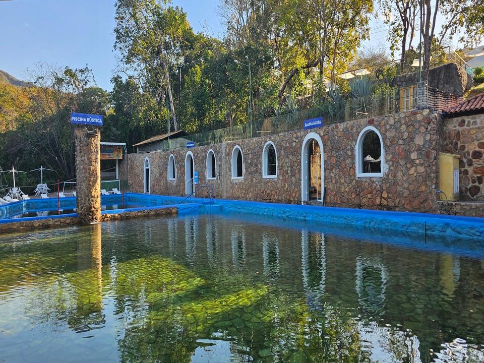 Vista al lago Itiquira Park Hotel