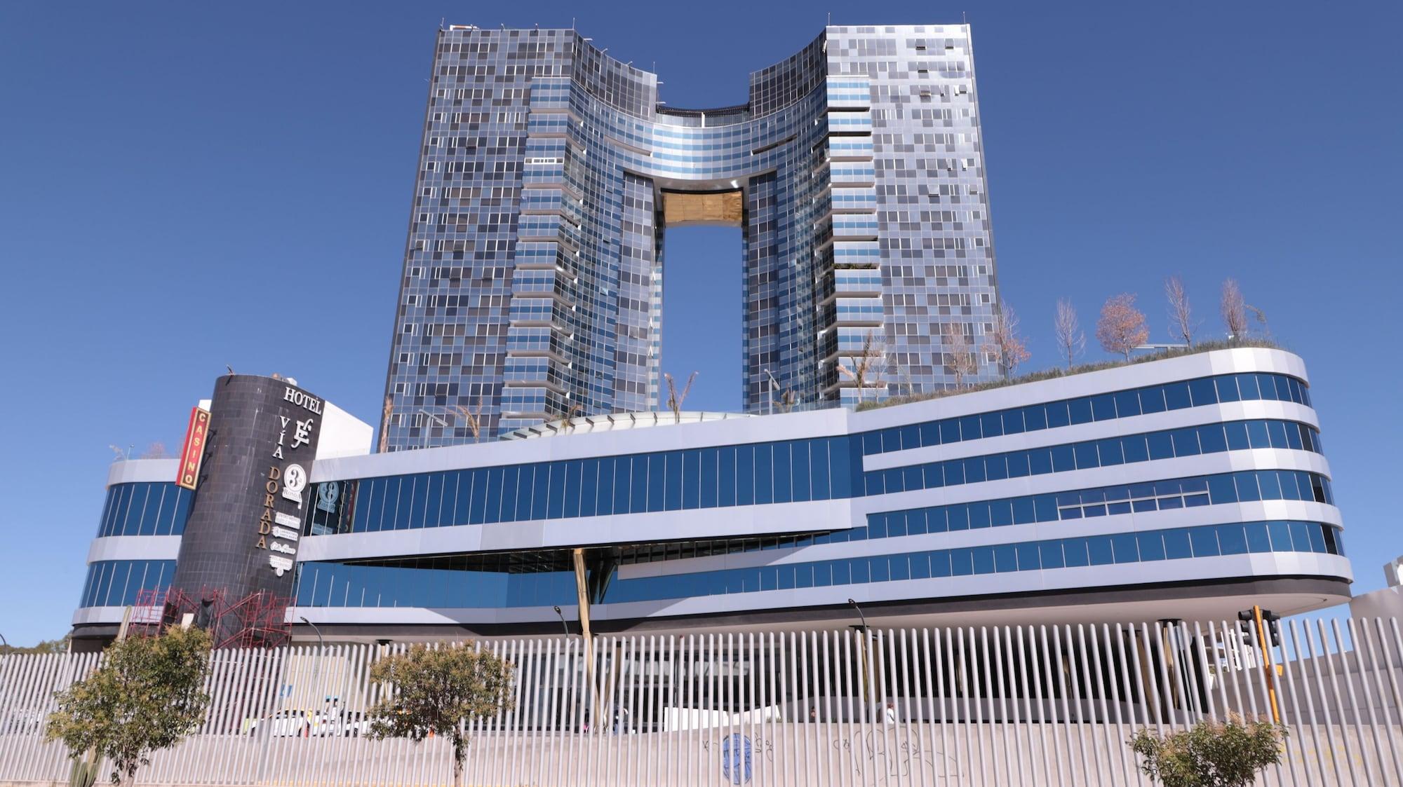 Vista Exterior Hotel Casino Grand Vía Dorada
