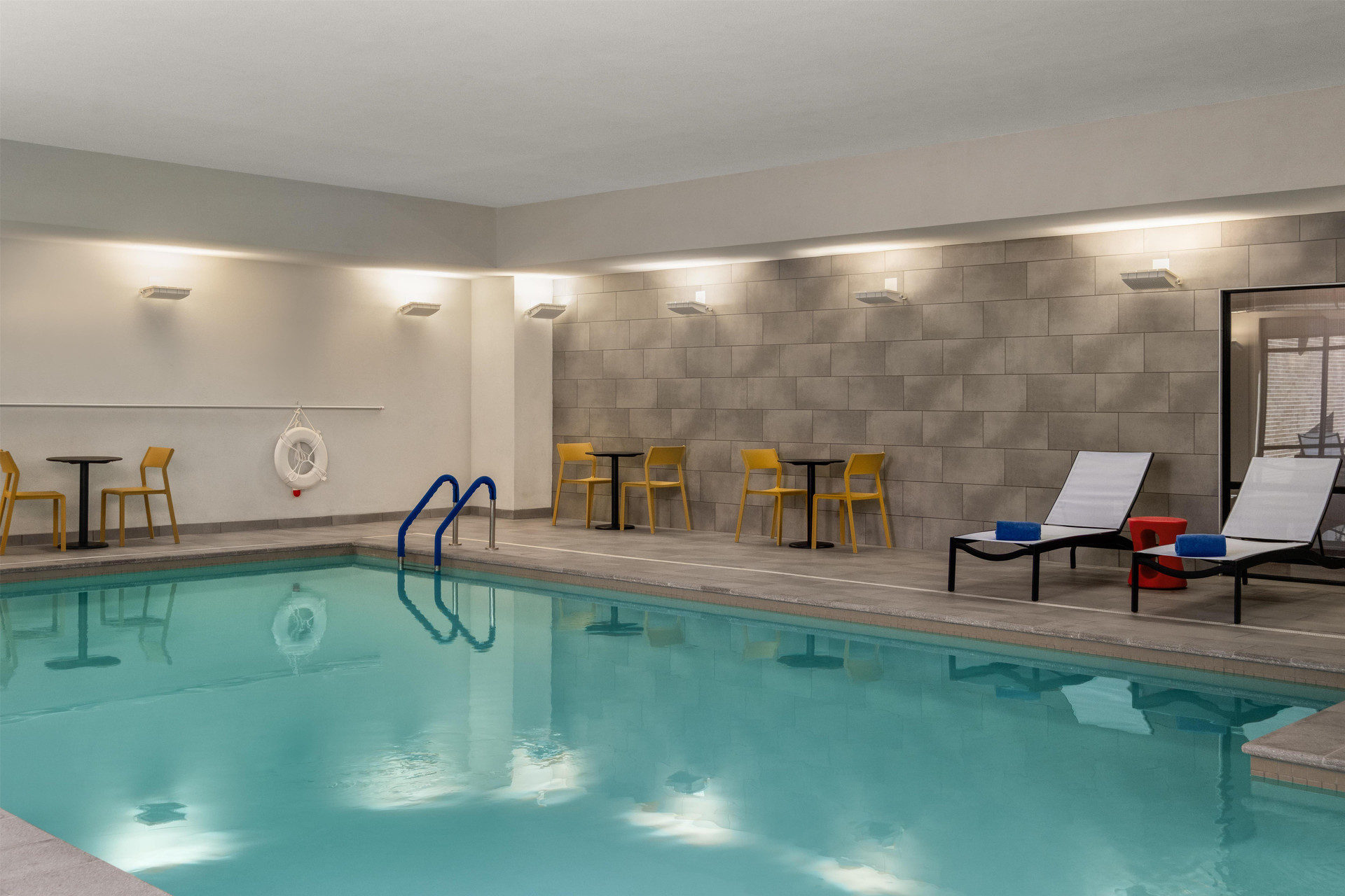 Vista Piscina Home2 Suites By Hilton Flagstaff