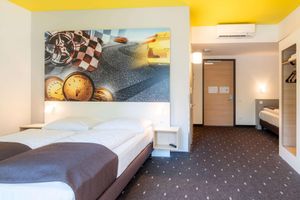 Alojamiento - B&B Hotel Stuttgart-Zuffenhausen