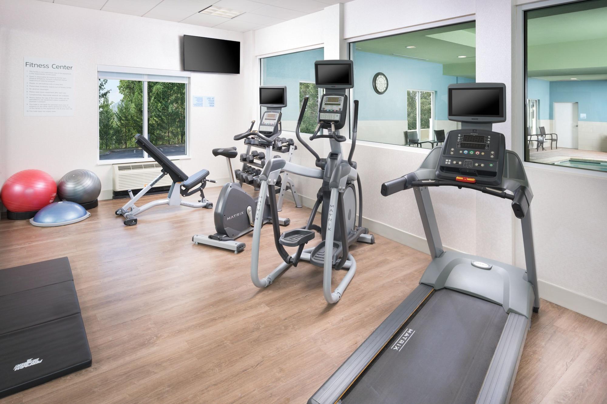 Gimnasio Holiday Inn Express Hotel & Suites Chattanooga Downtown by IHG