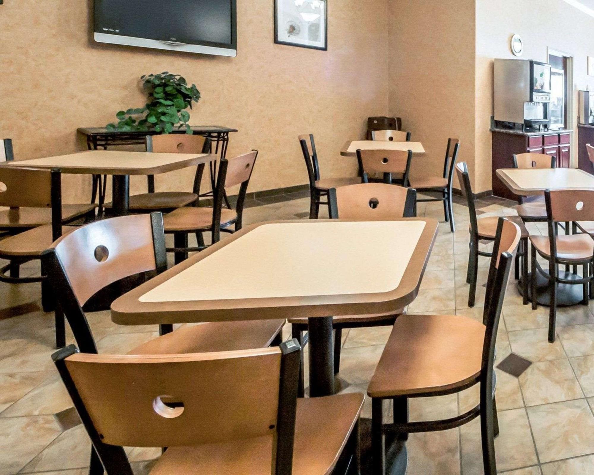 Restaurant Sleep Inn & Suites Shamrock