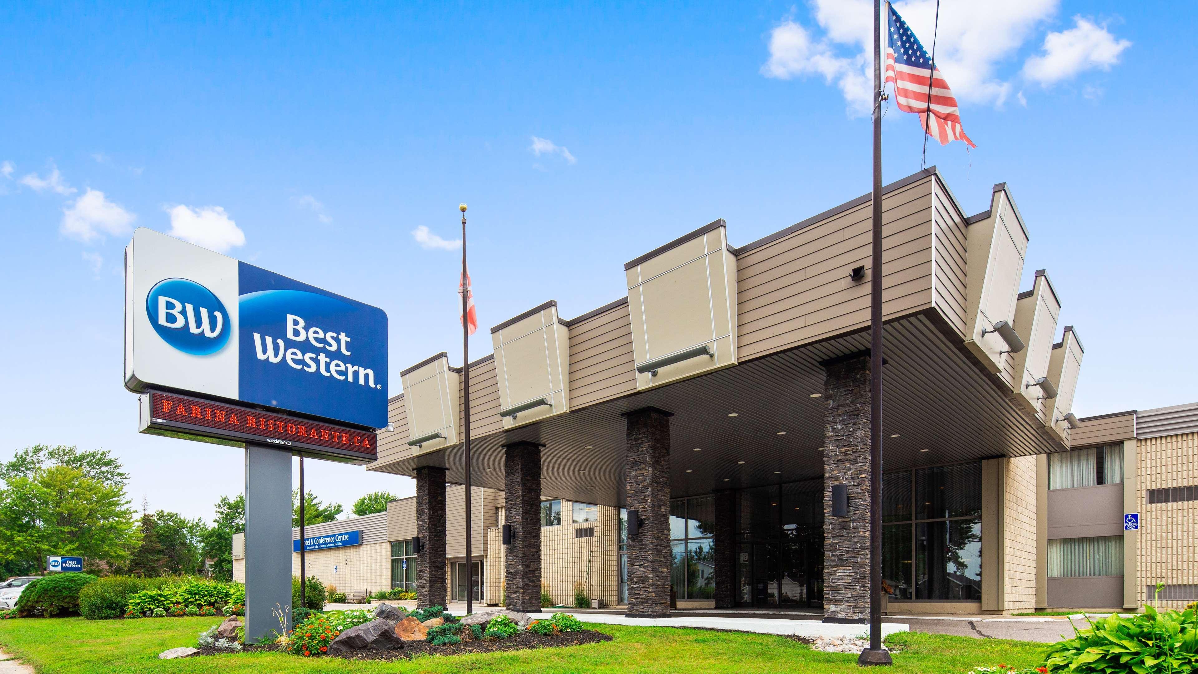Vista Exterior Best Western North Bay Hotel & Conference Centre