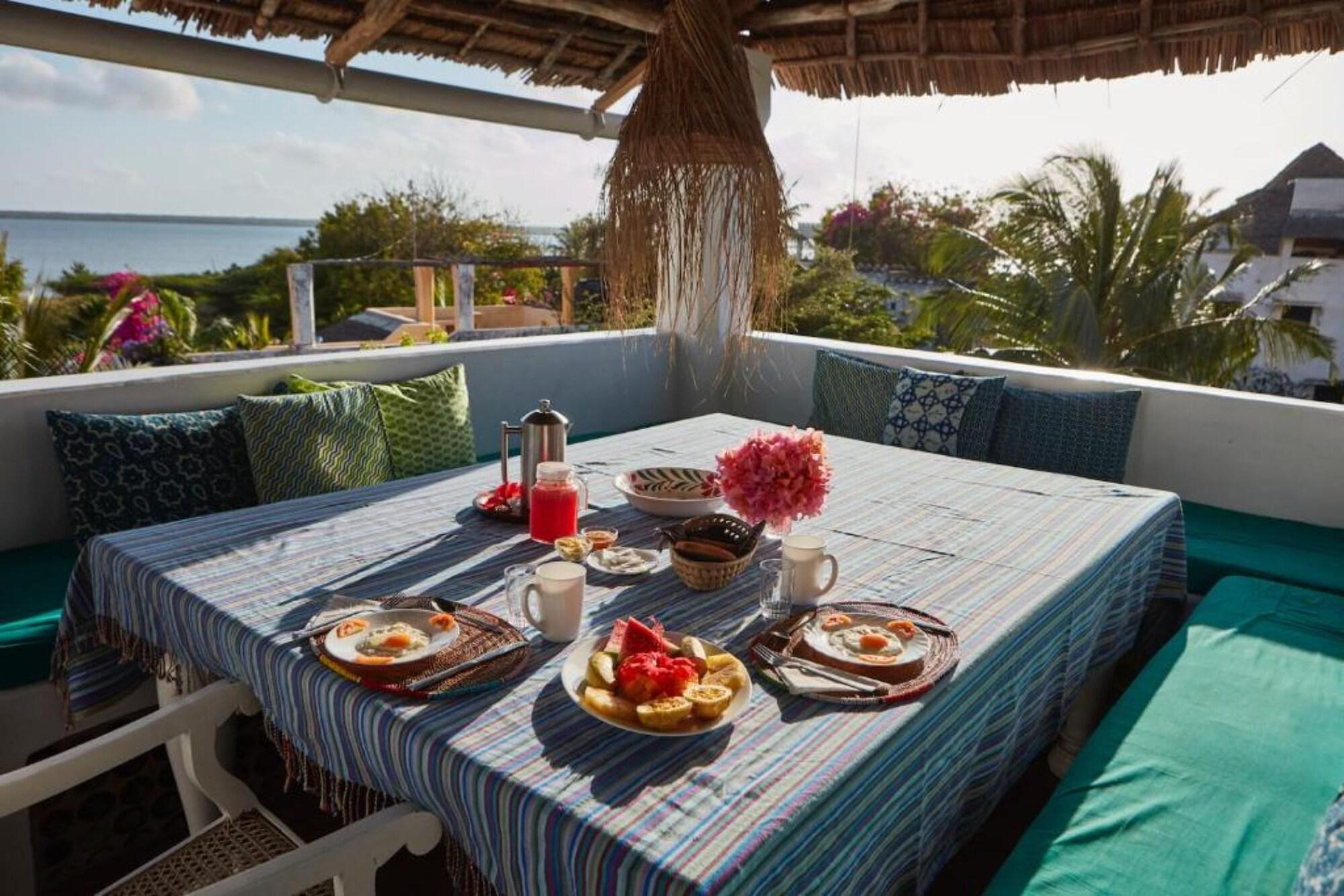 Restaurant Banana House And Wellness Centre