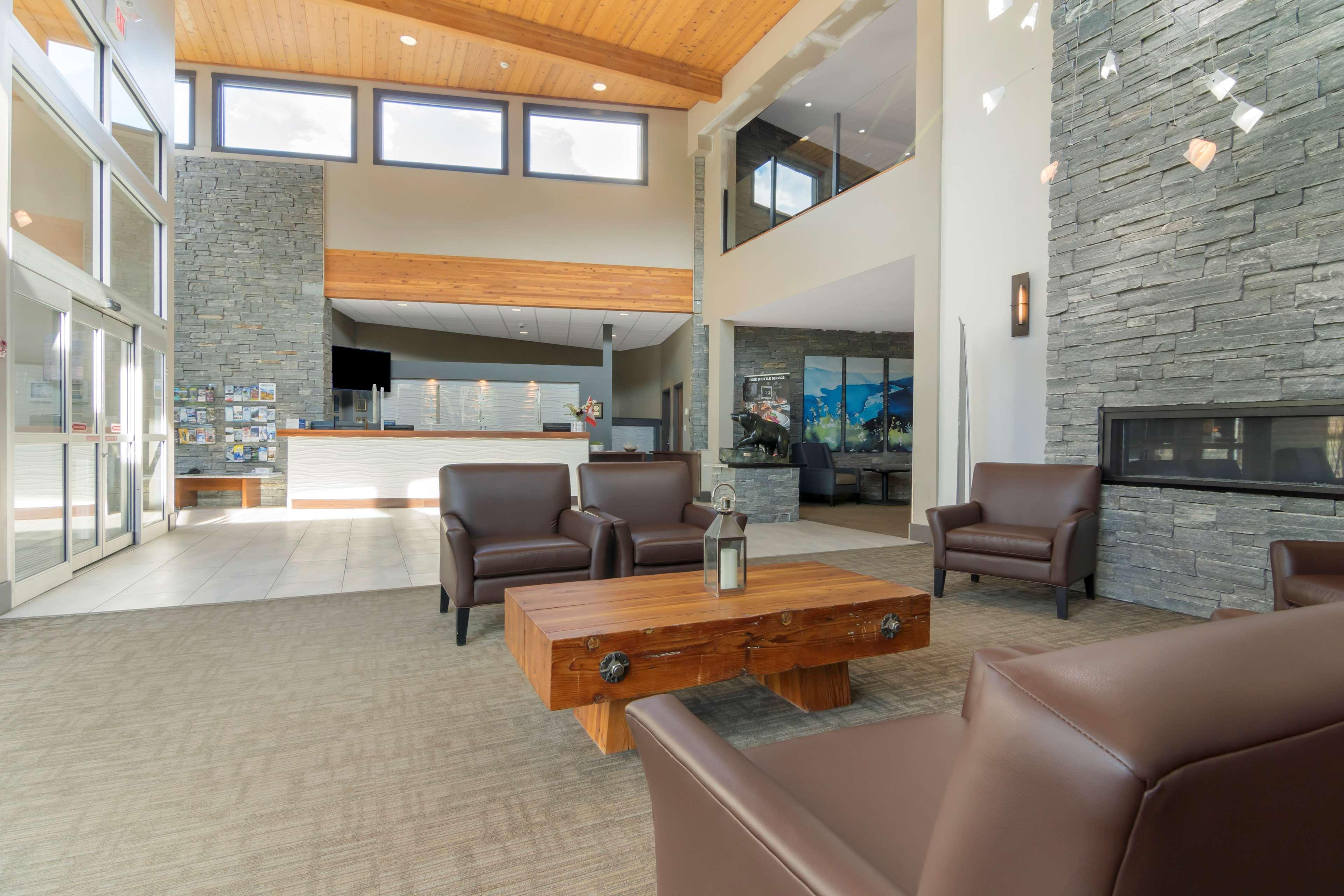 Vista Lobby Best Western Plus Revelstoke