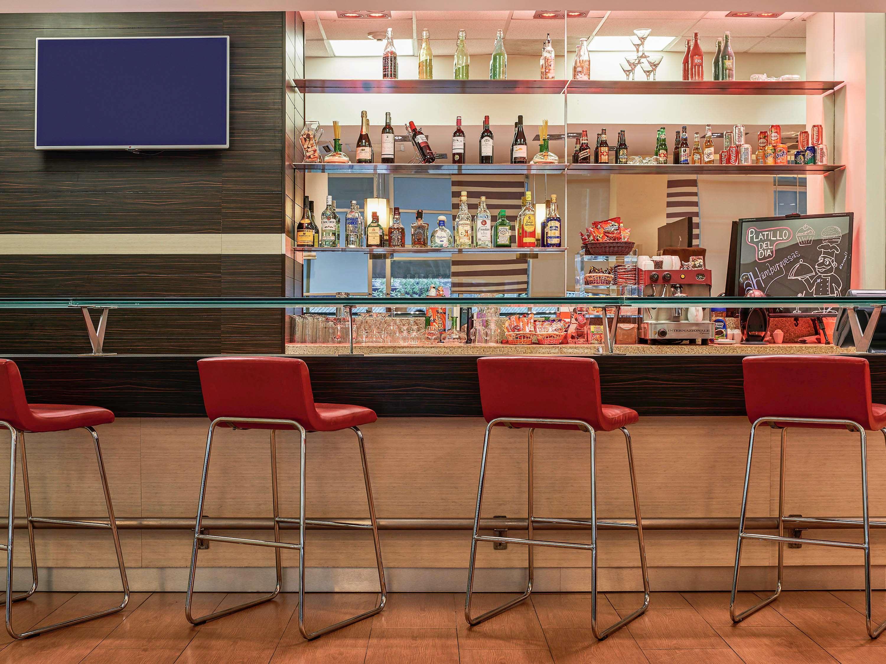 Bar/Salón ibis Merida