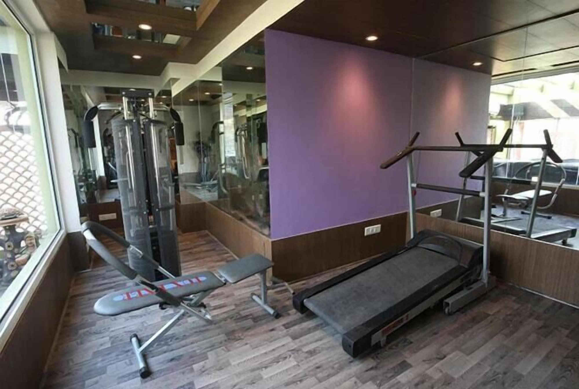 Gimnasio Lemon Tree Hotel Alwar