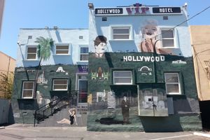 Hotel - Hollywood VIP Hotel