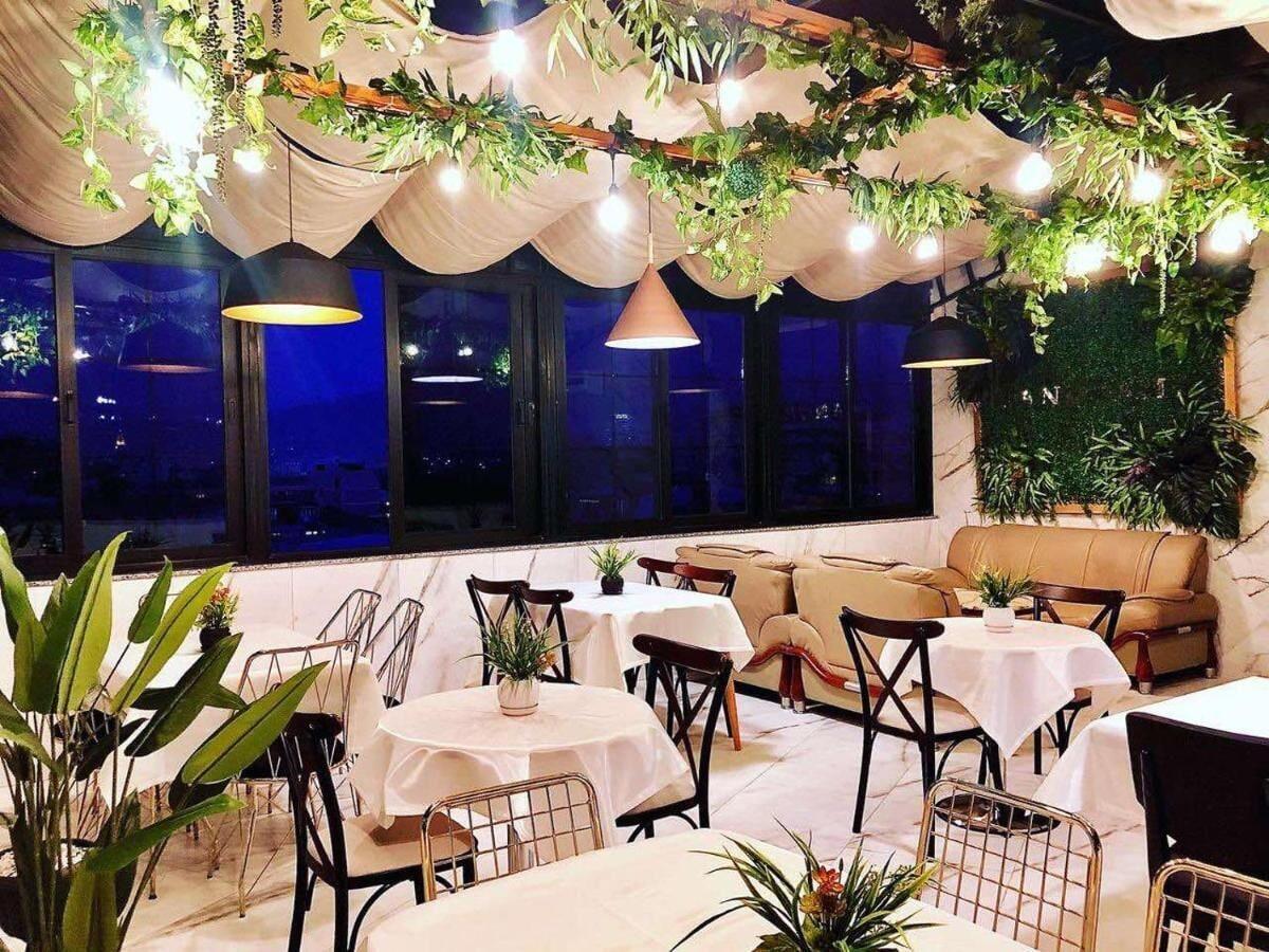 Restaurant Dolphin hotel