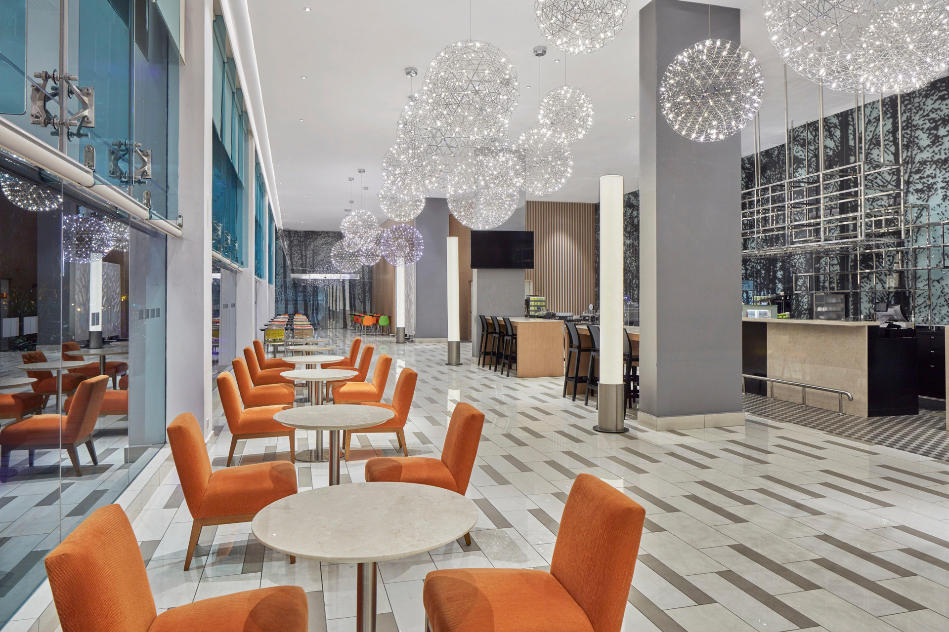 Restaurant Holiday Inn Express Kota Kinabalu City Centre by IHG