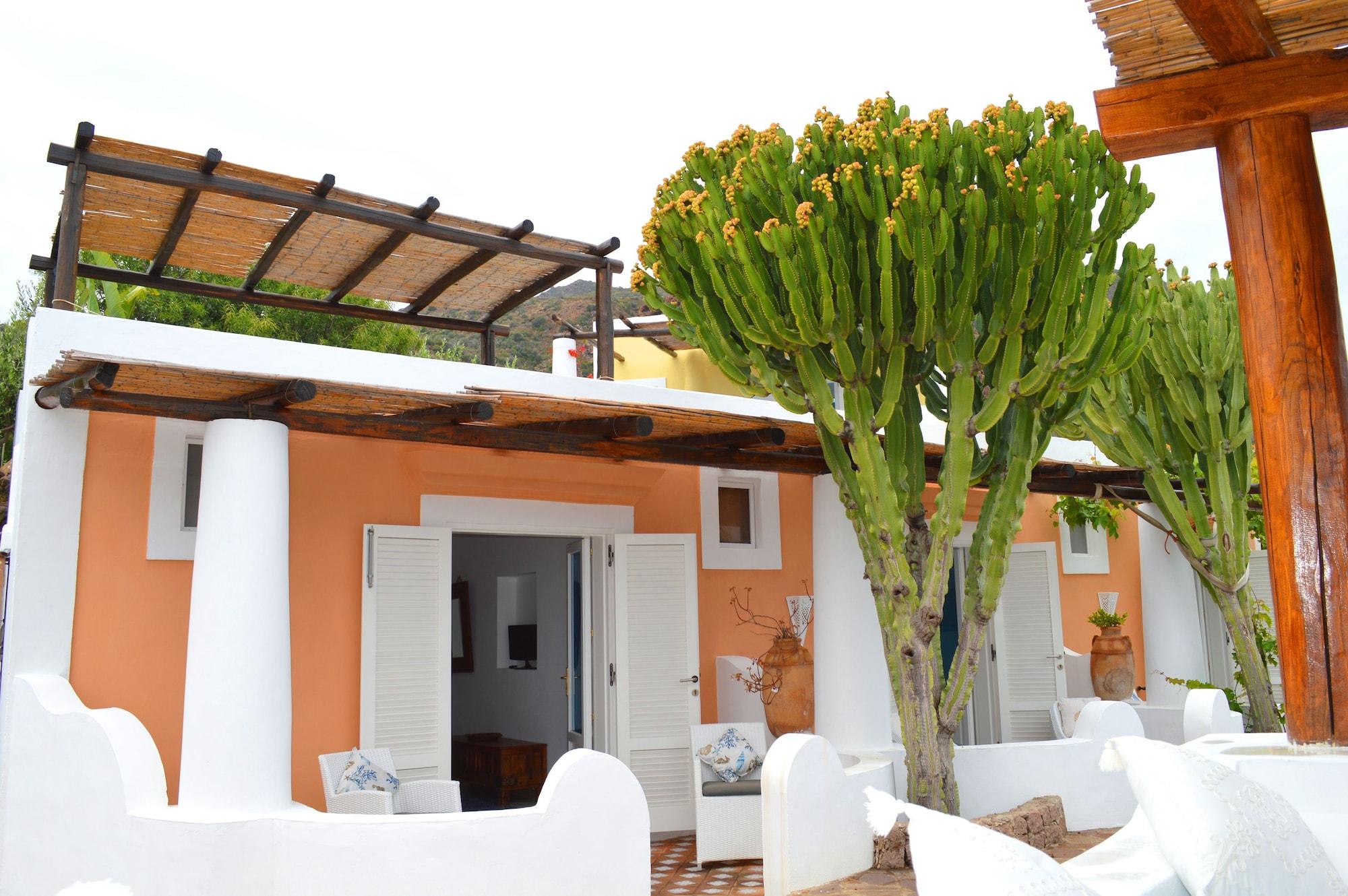 Vista Exterior Dependance La Caletta