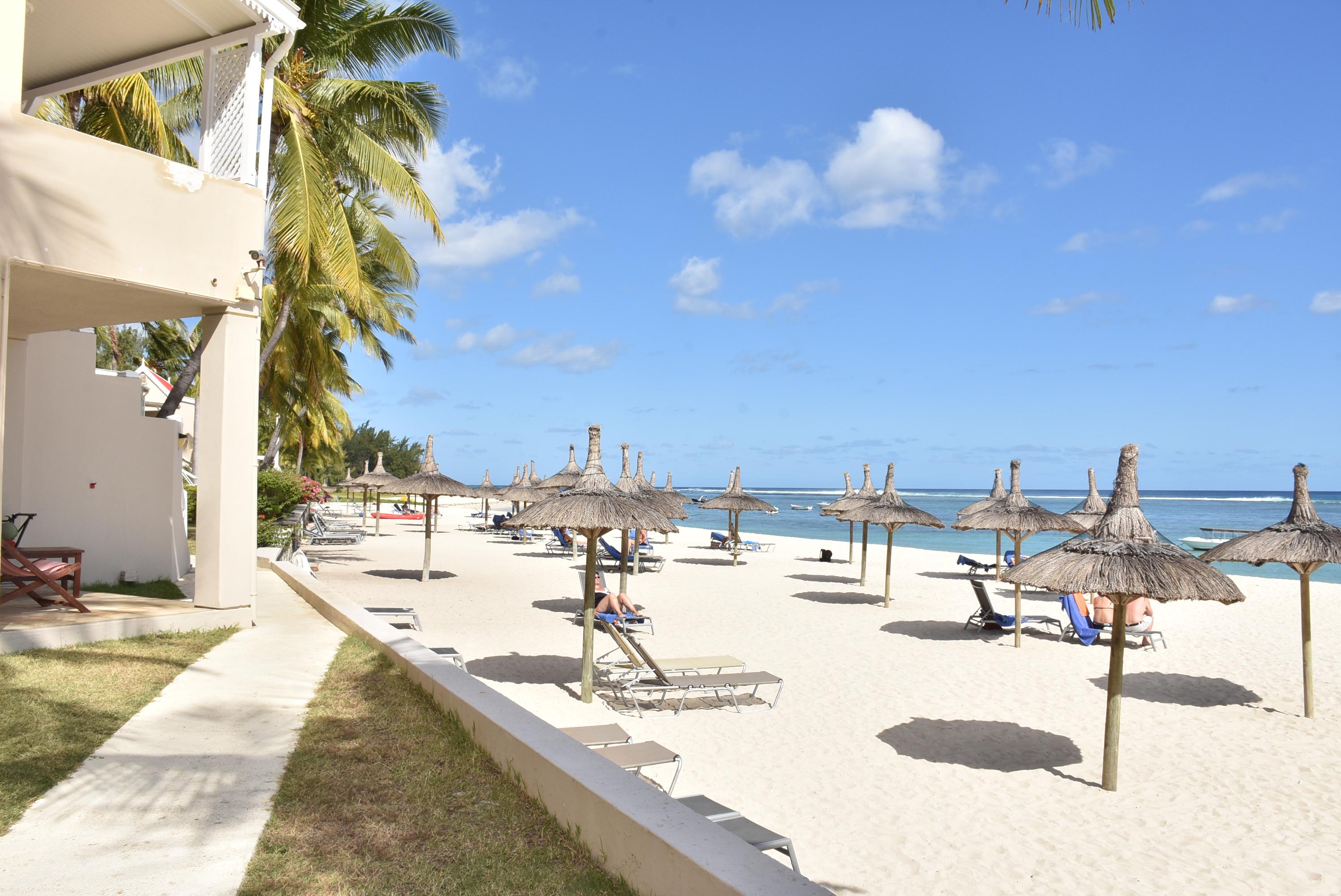 Vista Exterior Villas Caroline Resort