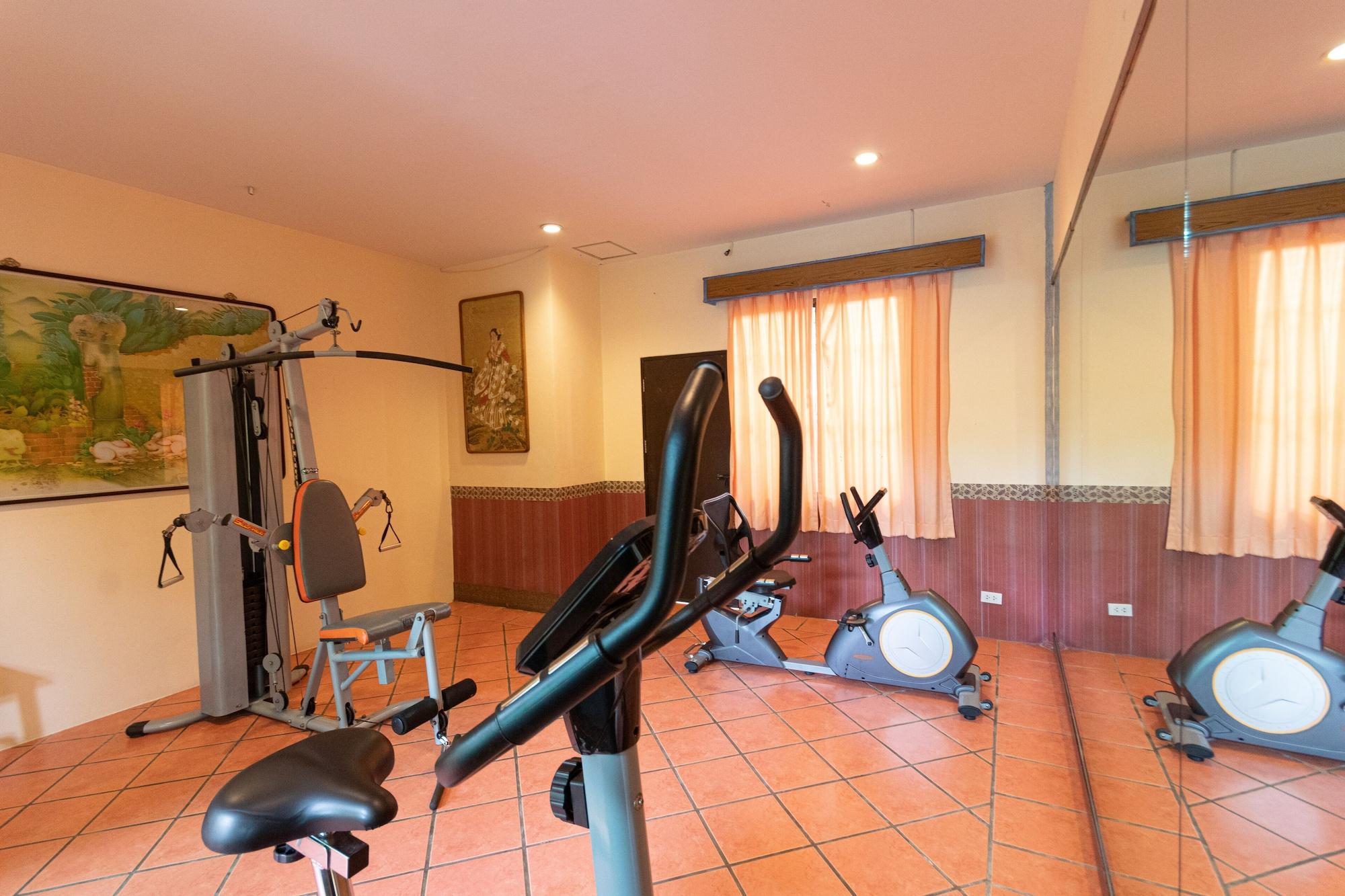 Gimnasio Aochalong Villa Resort & Spa