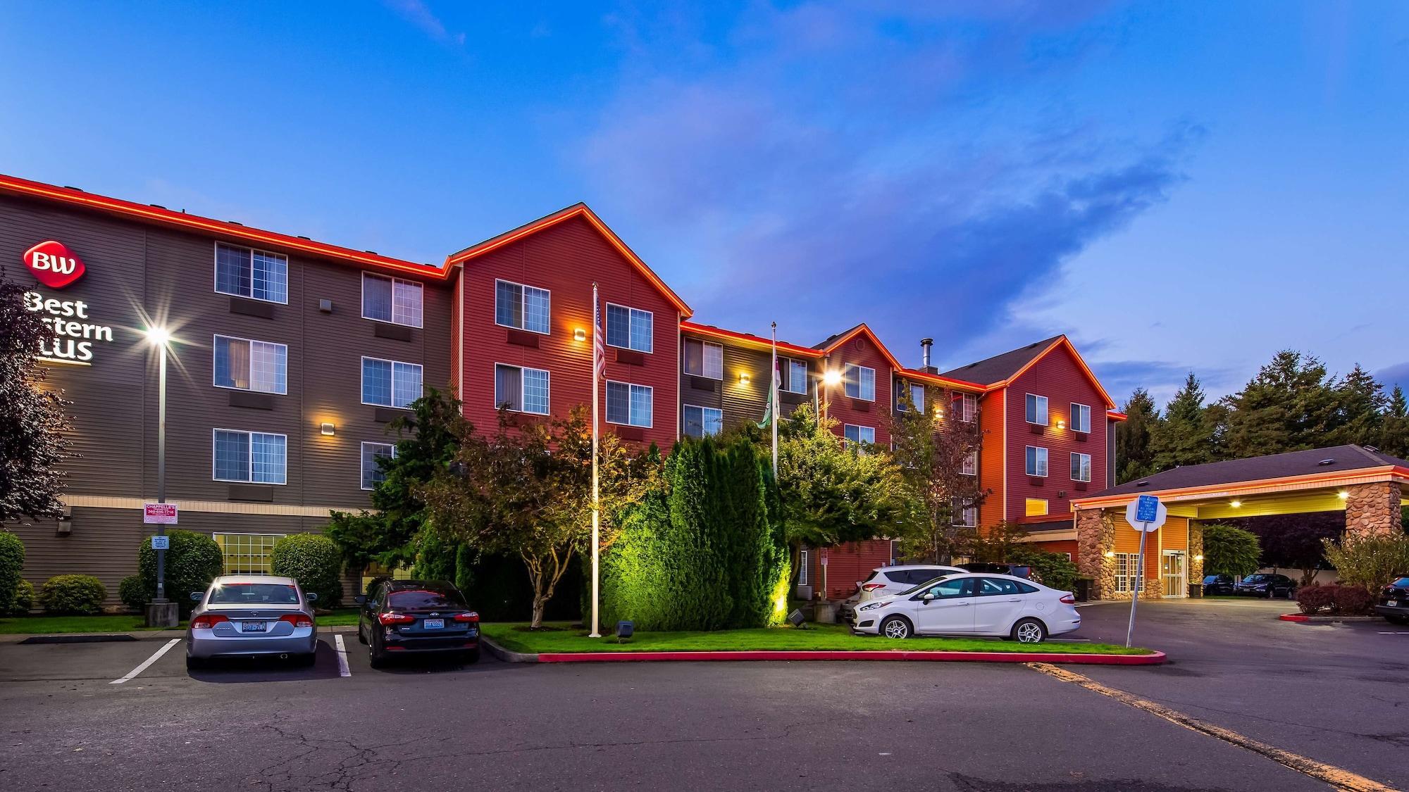 Vista Exterior Best Western Plus Vancouver Mall Dr. Hotel & Suites