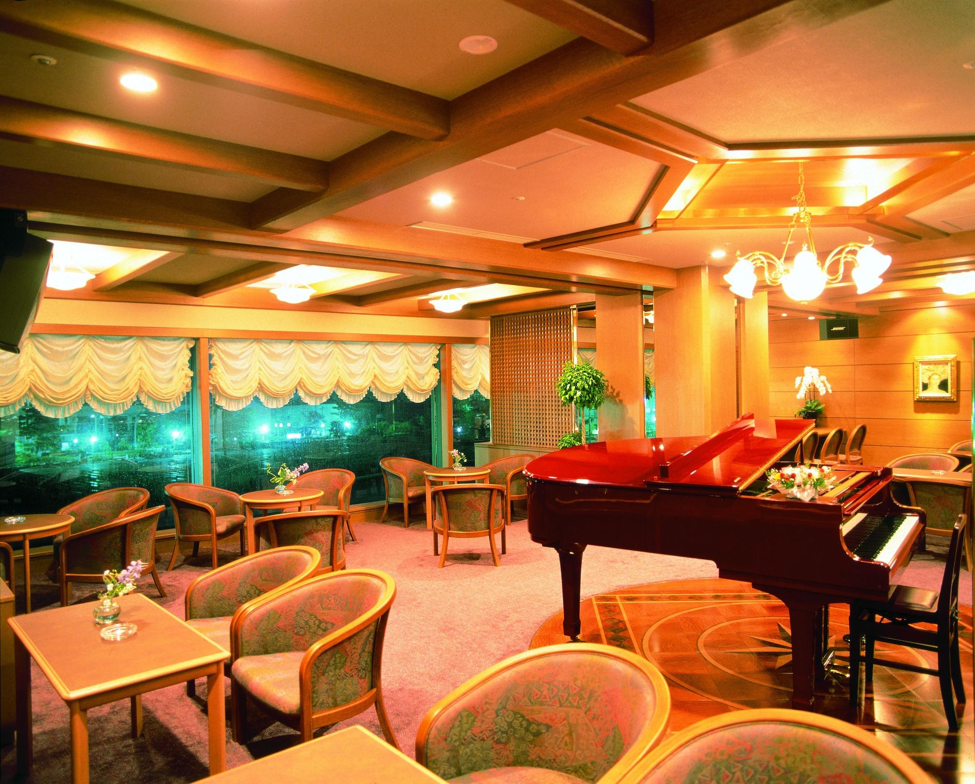 Bar/Salón Hotel Wakamizu