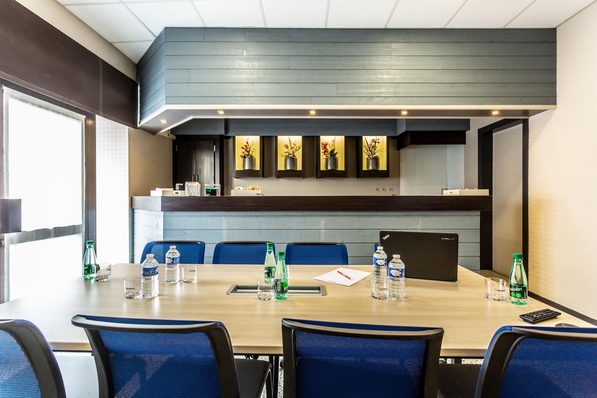 Sala de Reuniones The Originals Access, Hôtel Bourges Gare